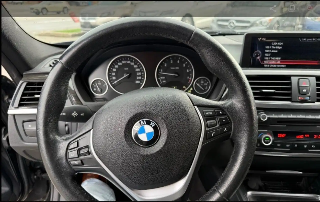 BMW 3 Series photo BMW 3 Series