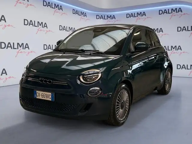 2024 Fiat 500e in Green for sale