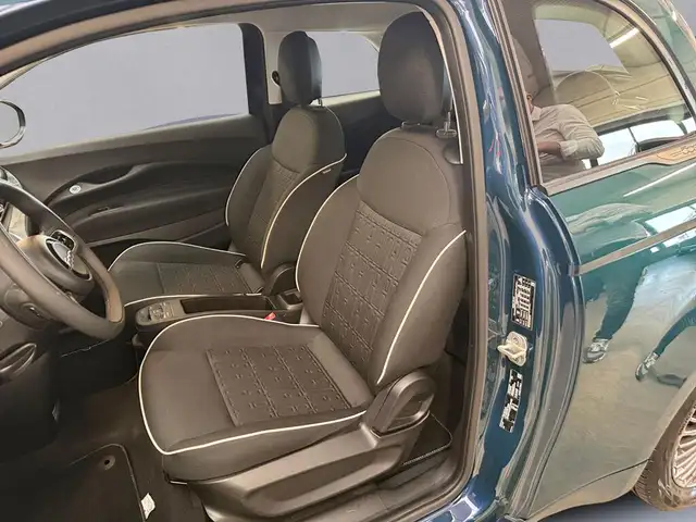 Fiat 500e view 10