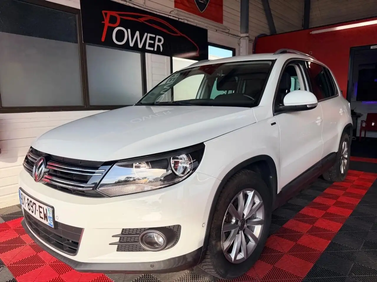 Volkswagen Tiguan 2.0 TDI 110 BLUEMOTION LOUNGE