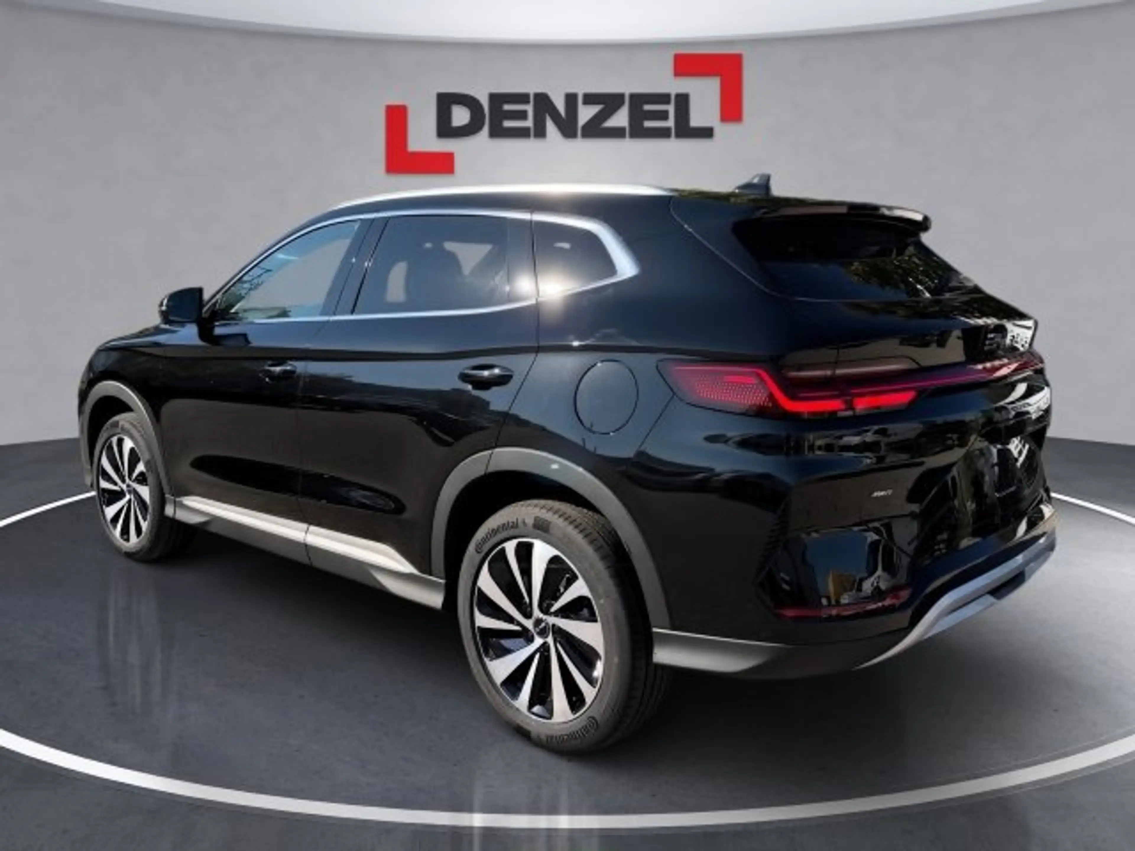 BYD Seal U DM-i Design AWD — photo 3