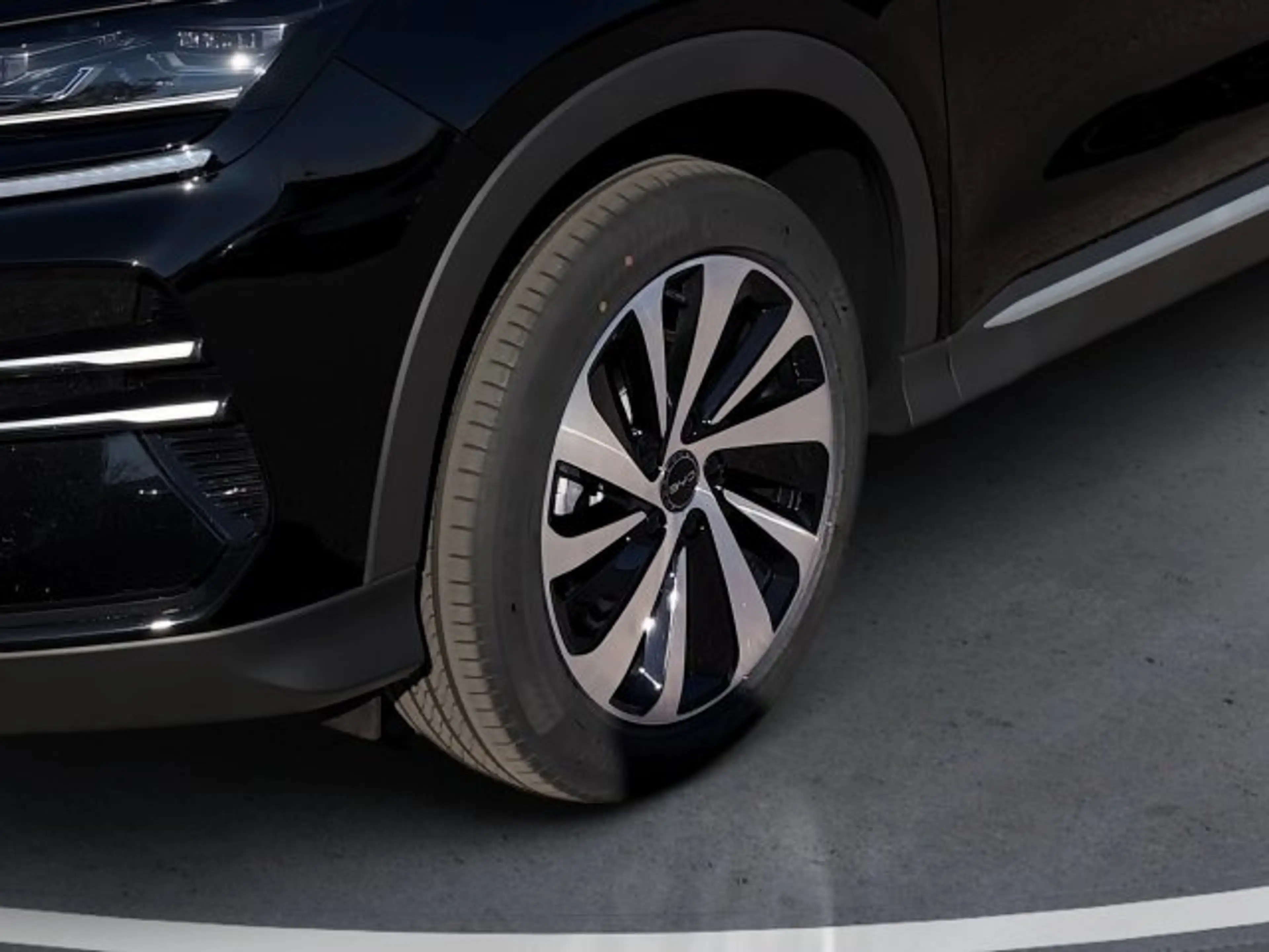 BYD Seal U DM-i Design AWD — photo 8