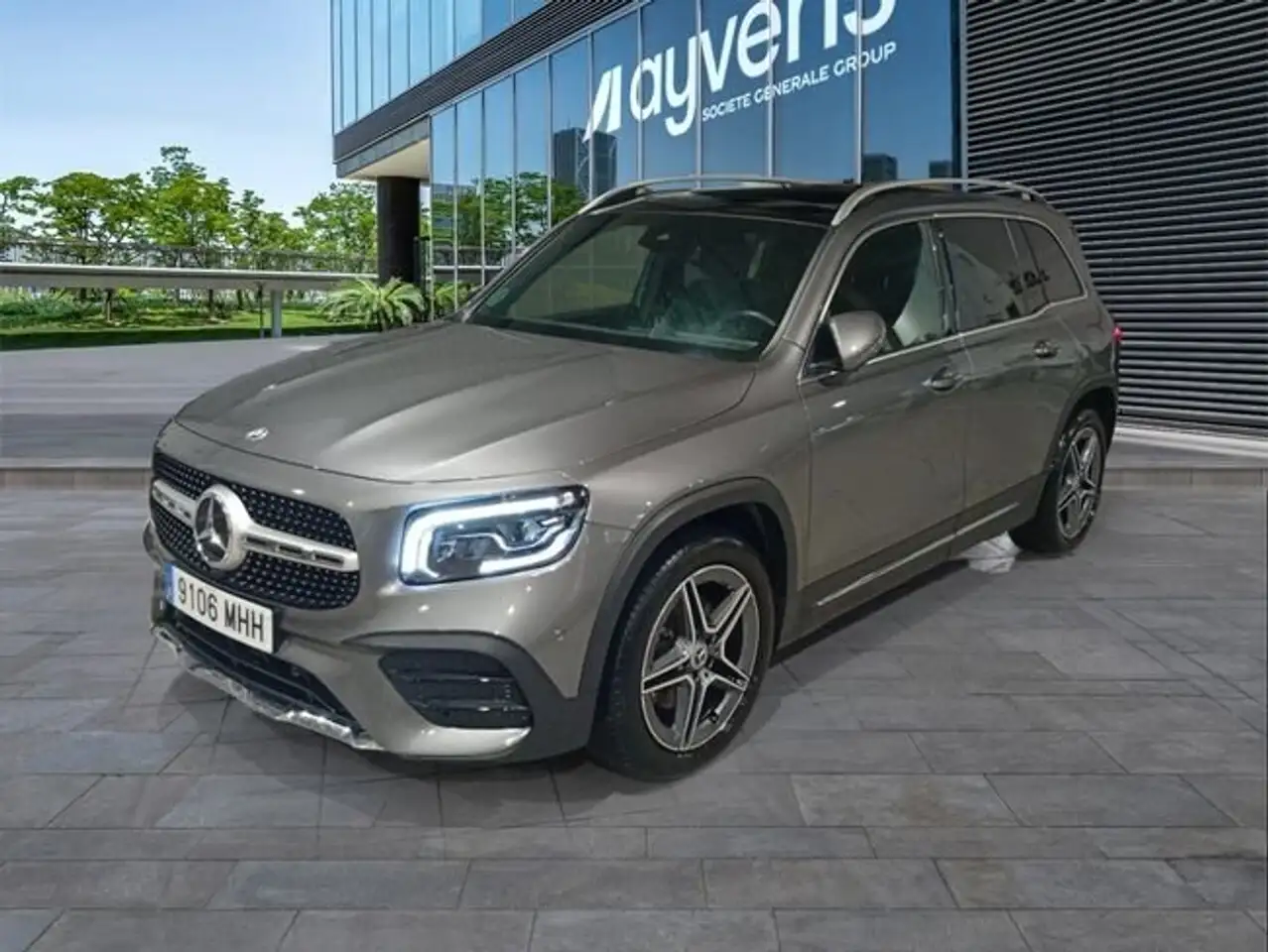 Mercedes-Benz GLB 200