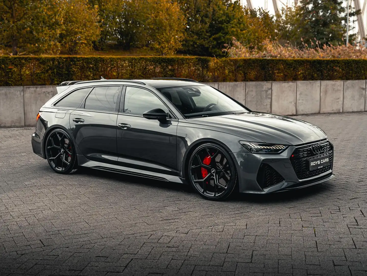 Audi RS6 PANORAMA/B&O/MATRIX/360 CAMERA/BTW WAGEN/1STE EIGENAAR Grau - 2
