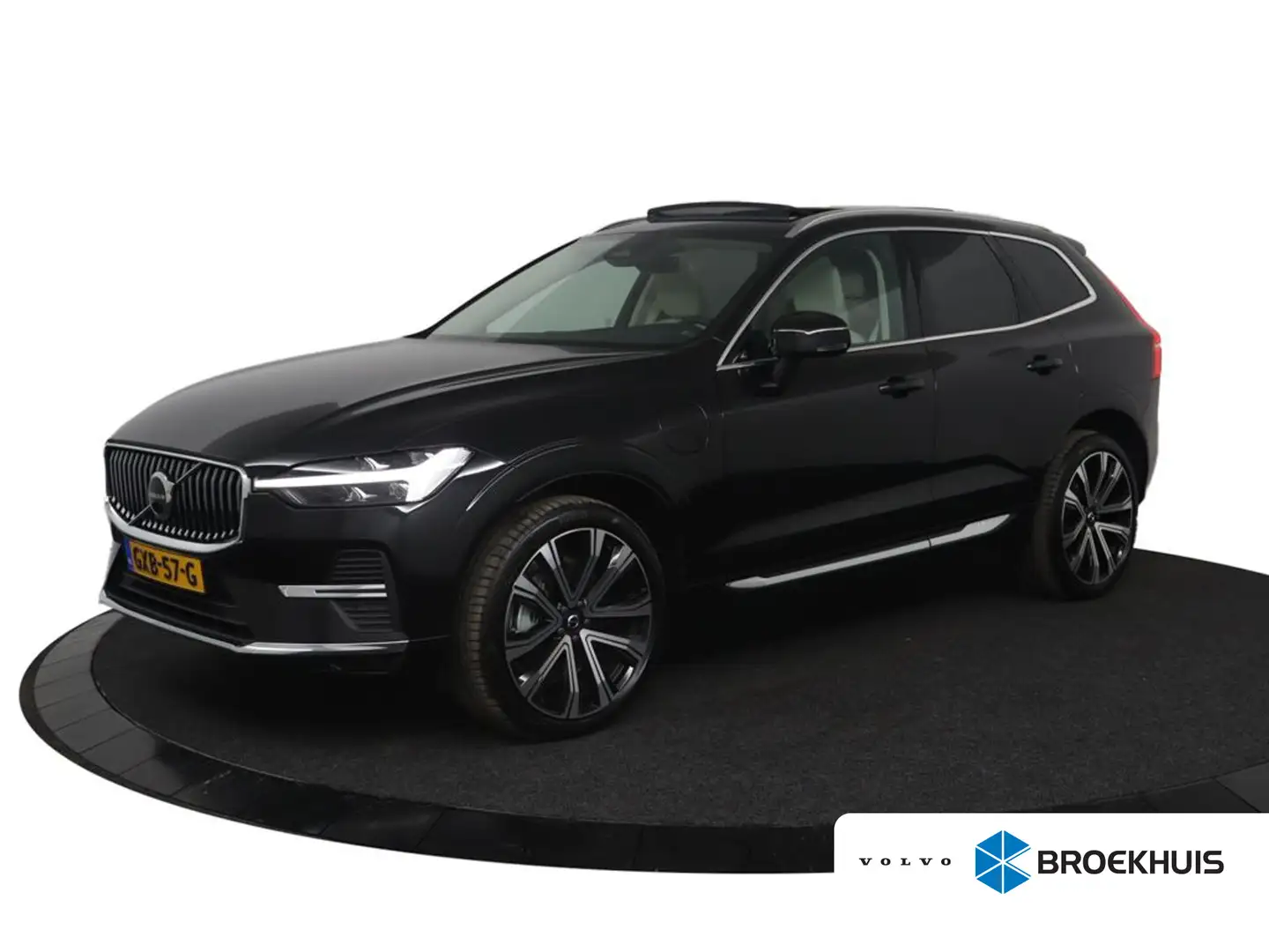 Volvo XC60 2.0 T6 Plug-in hybrid AWD Plus Bright | Panoramisc Schwarz - 1