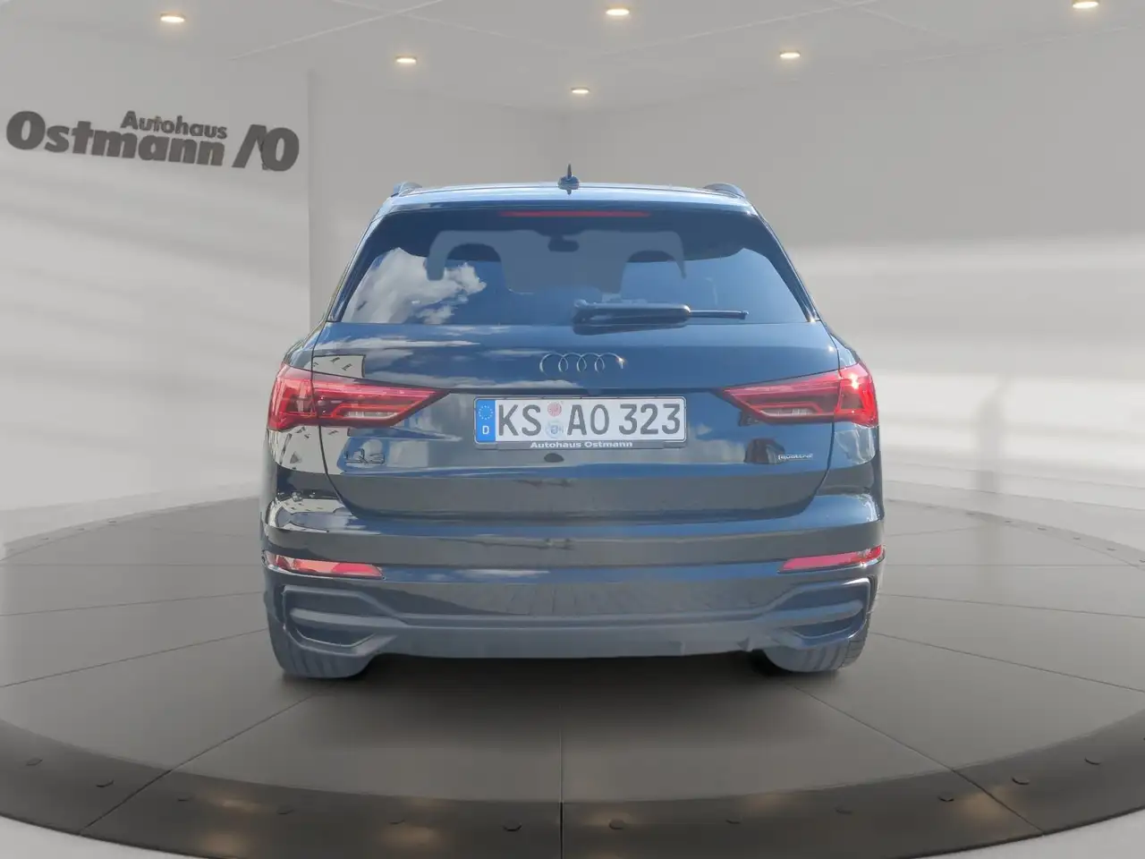 Audi Q3 2.0 TFSI quattro S-Line AHK KAM 4