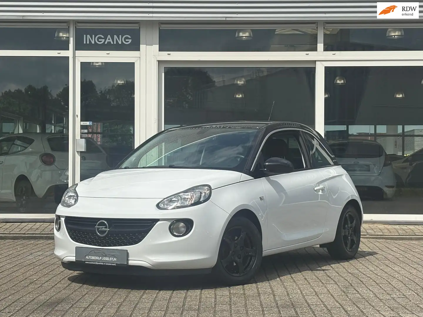 Opel Adam 1.4 / Airco / Cruise Control / Pdc / Stoelverw. Wit - 1