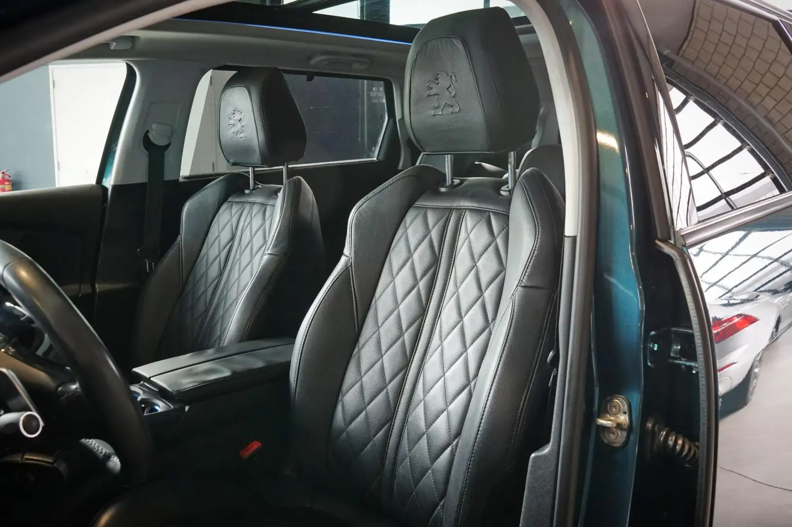 Peugeot 5008 1.6 e-THP Blue Lease Premium | 7-PERSOONS | TREKHA Verde - 2