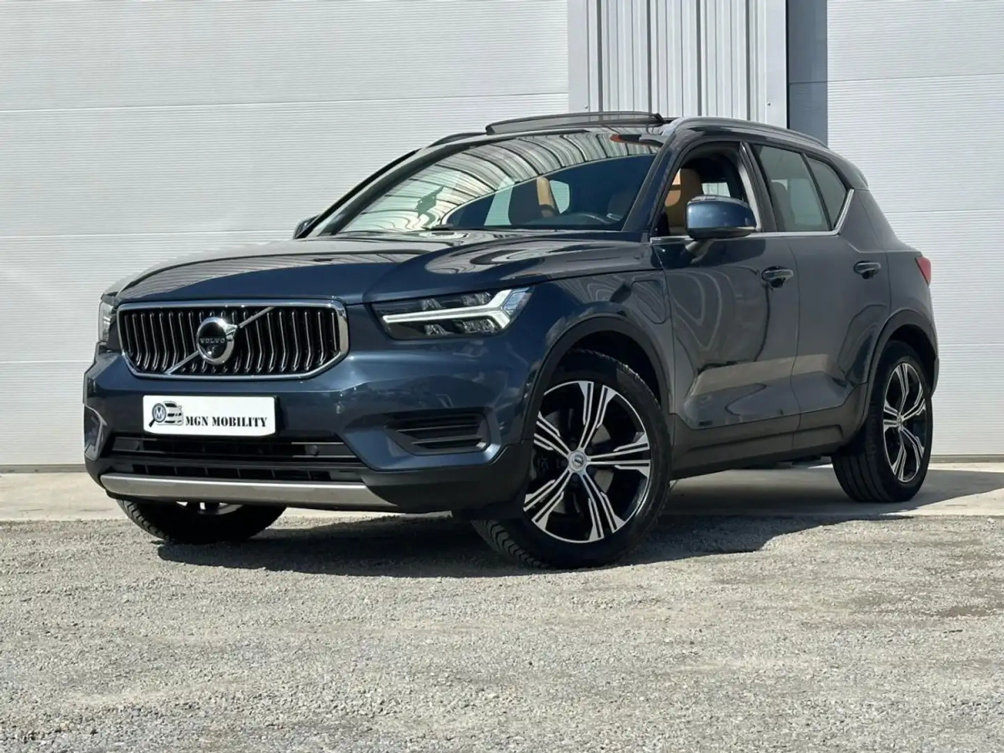 Volvo XC40 INSCRIPTION LUXE T4 211 DCT7 RECHARGE Azul - 1
