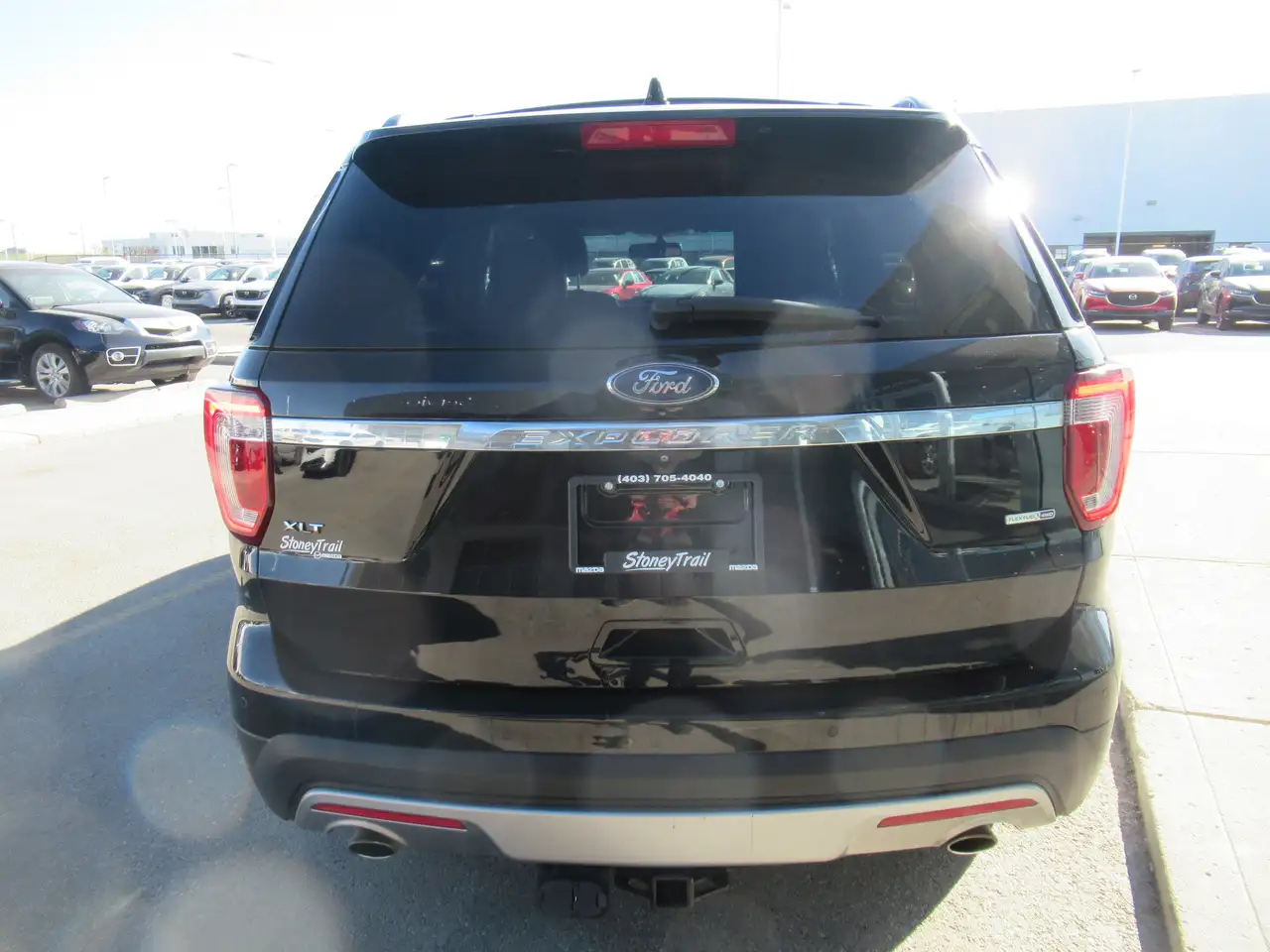 Ford Explorer photo Ford Explorer