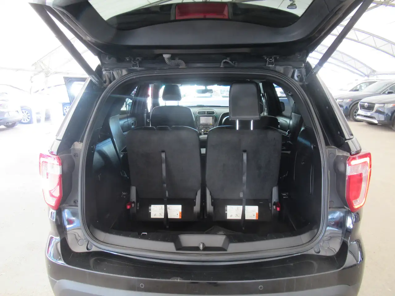 Ford Explorer photo Ford Explorer