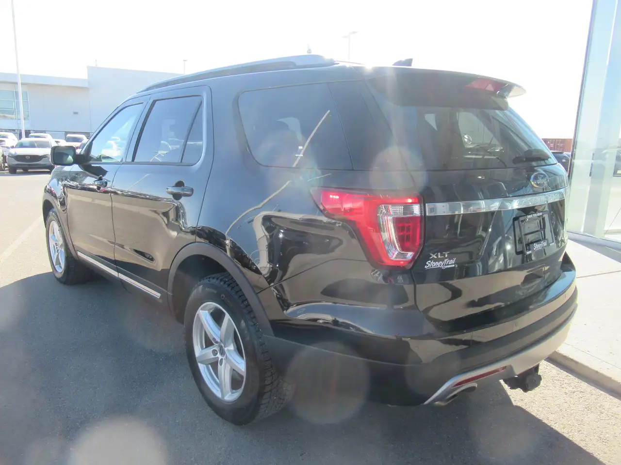 Ford Explorer photo Ford Explorer