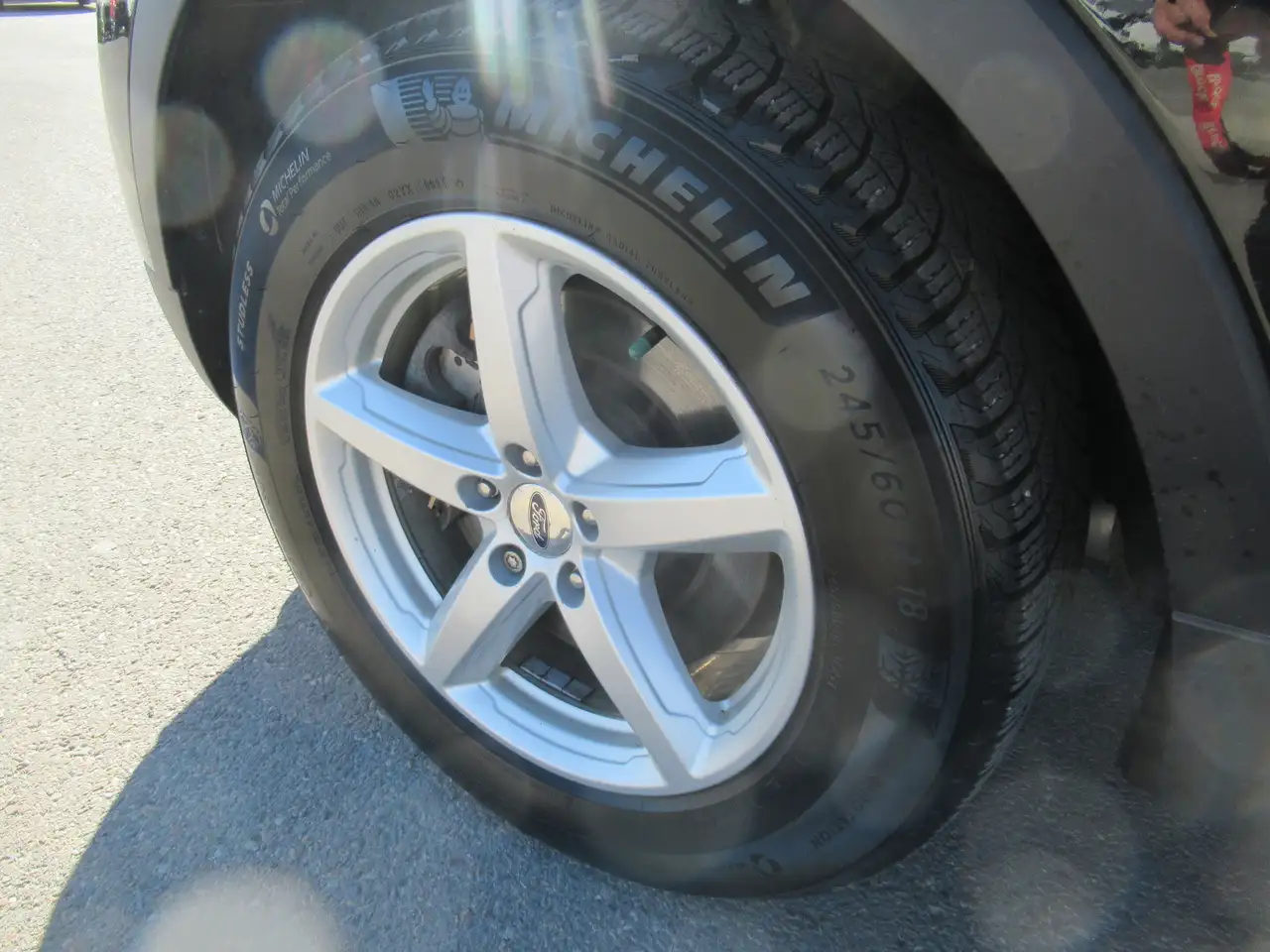 Ford Explorer photo Ford Explorer