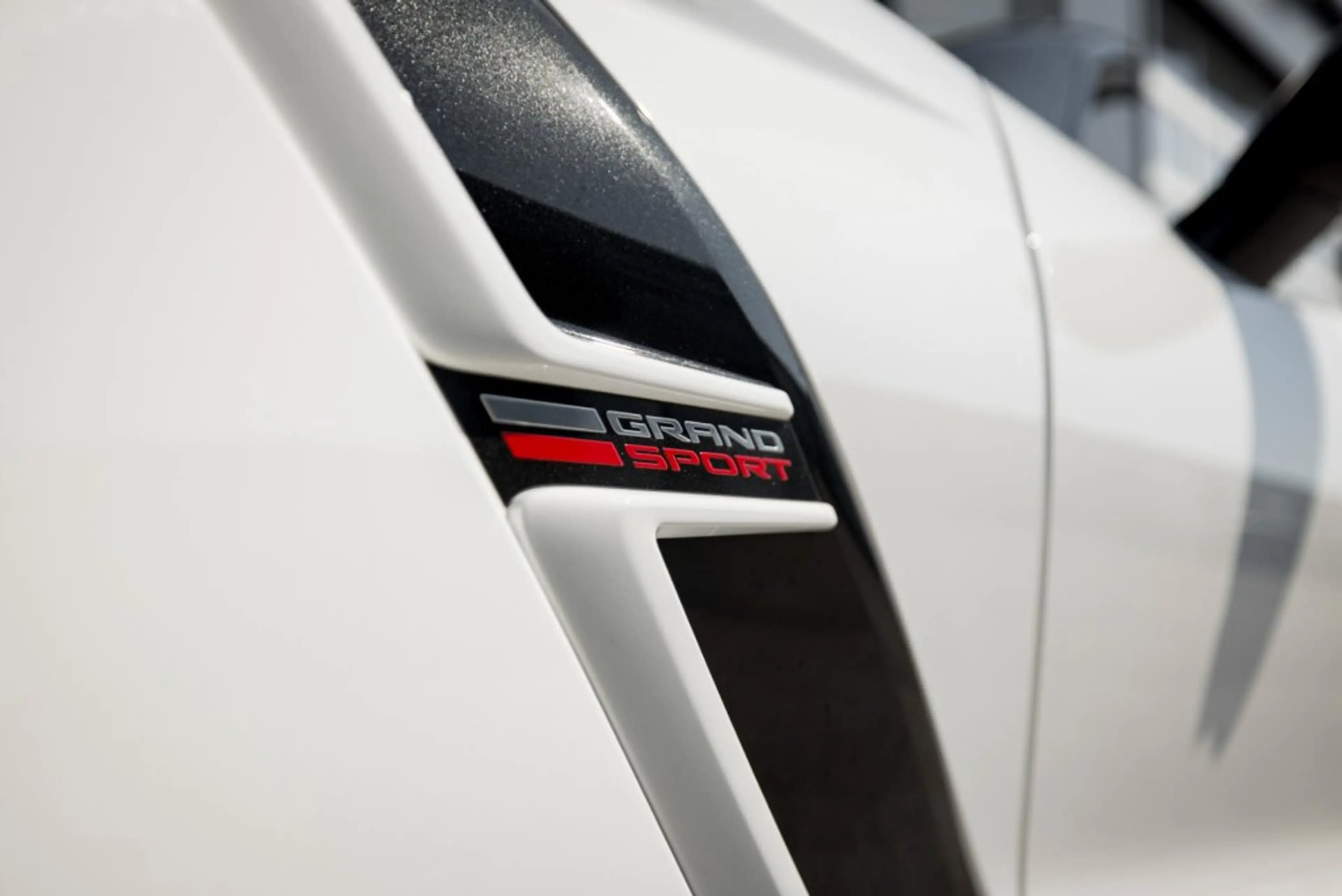 Chevrolet Corvette C7 Grand Sport Convertible | Schalter | LT4 Z06-Motor — photo 14