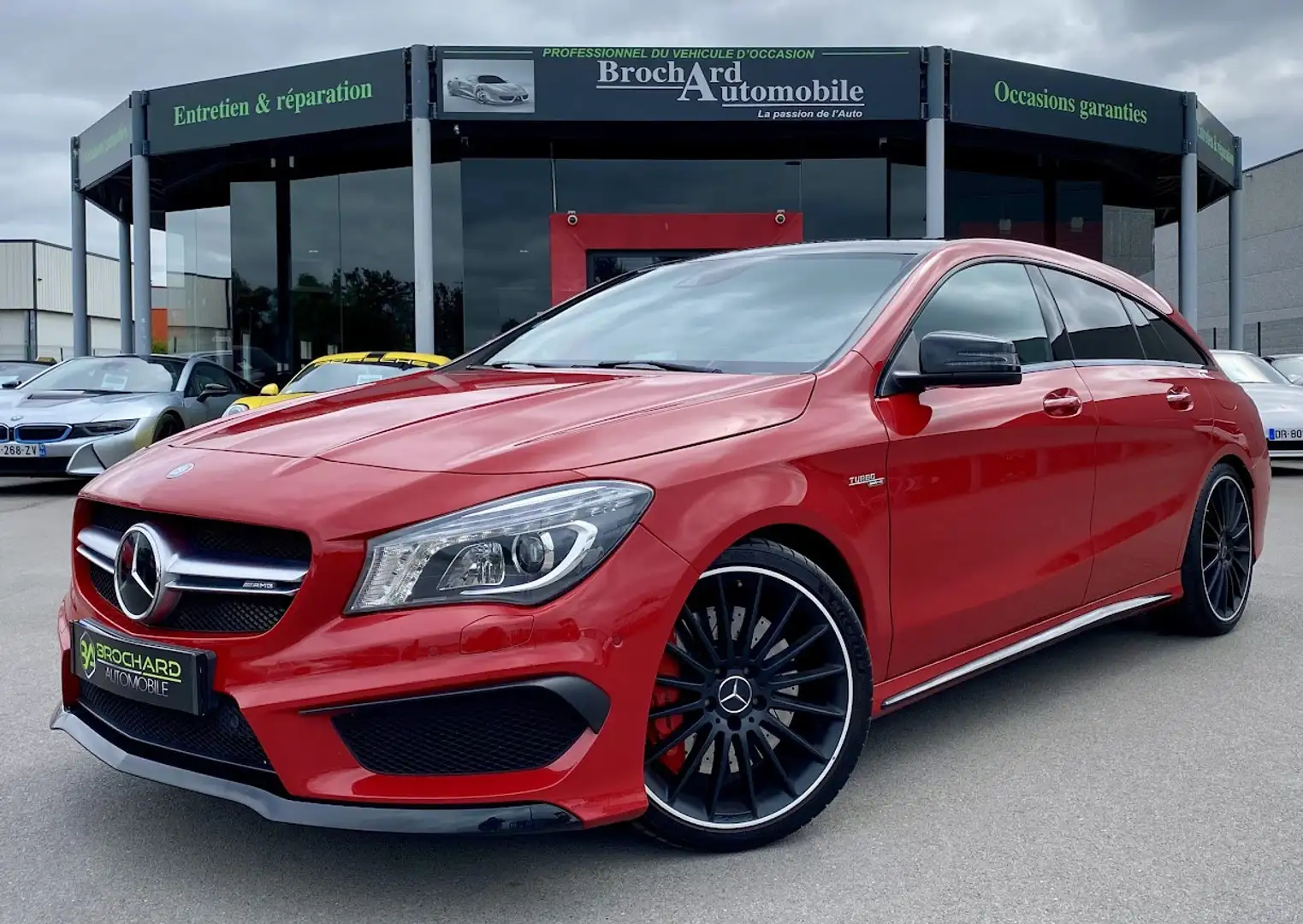 Mercedes-Benz CLA 45 AMG 45 AMG Shooting Brake / 2.0l 360 CH BVA 7 / Červená - 1