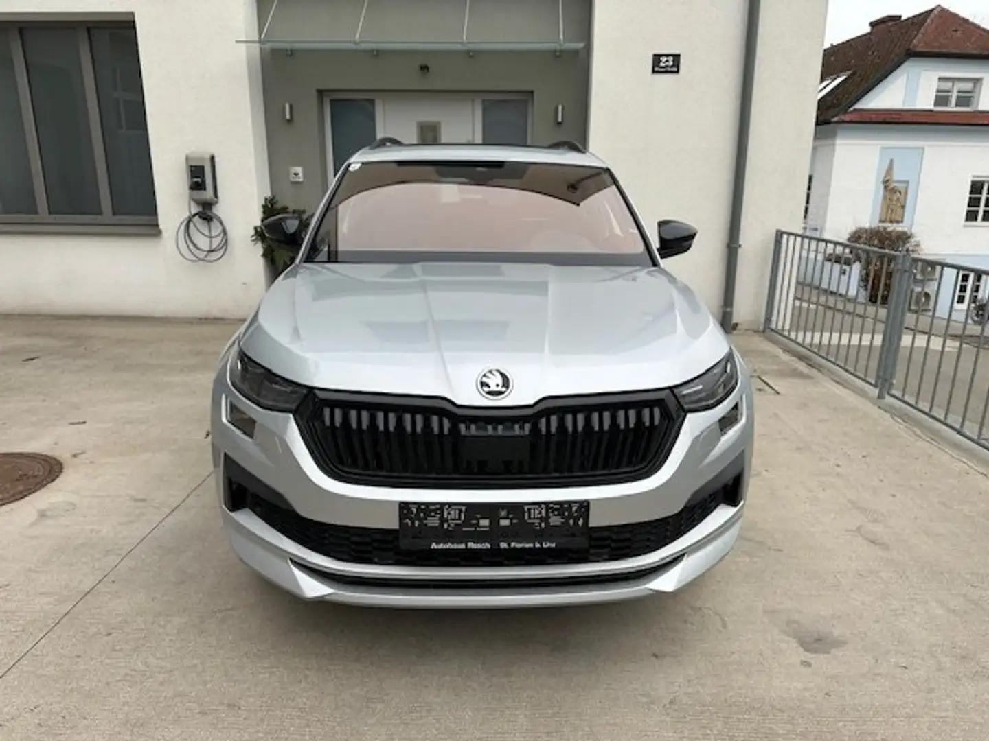 Skoda Kodiaq Kodiaq 2,0 TSI 4x4 DSG Sportline Silber - 2