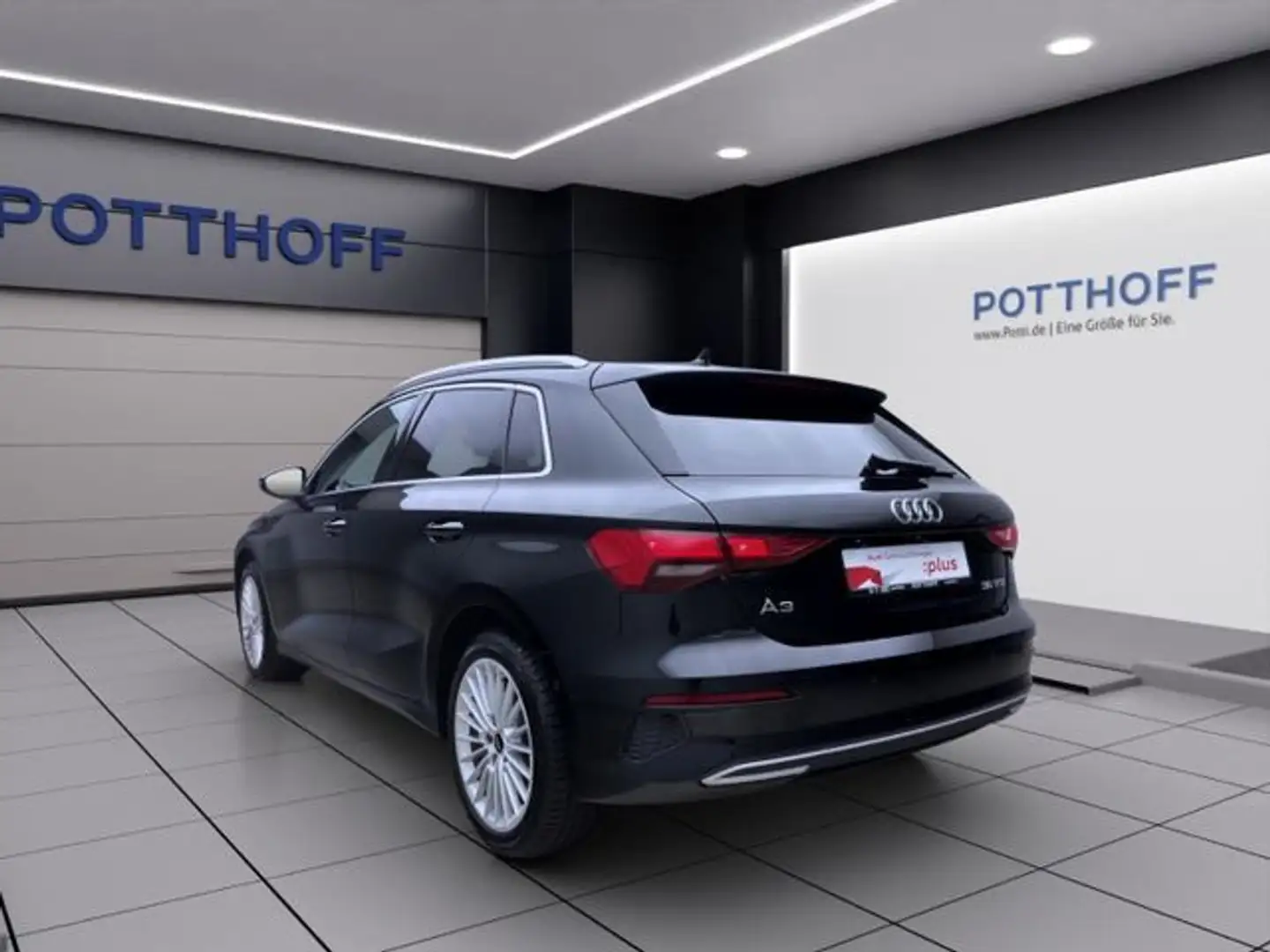 Audi A3 35 TFSI ADVANCED PDC SITZHZG KLIMA Schwarz - 2