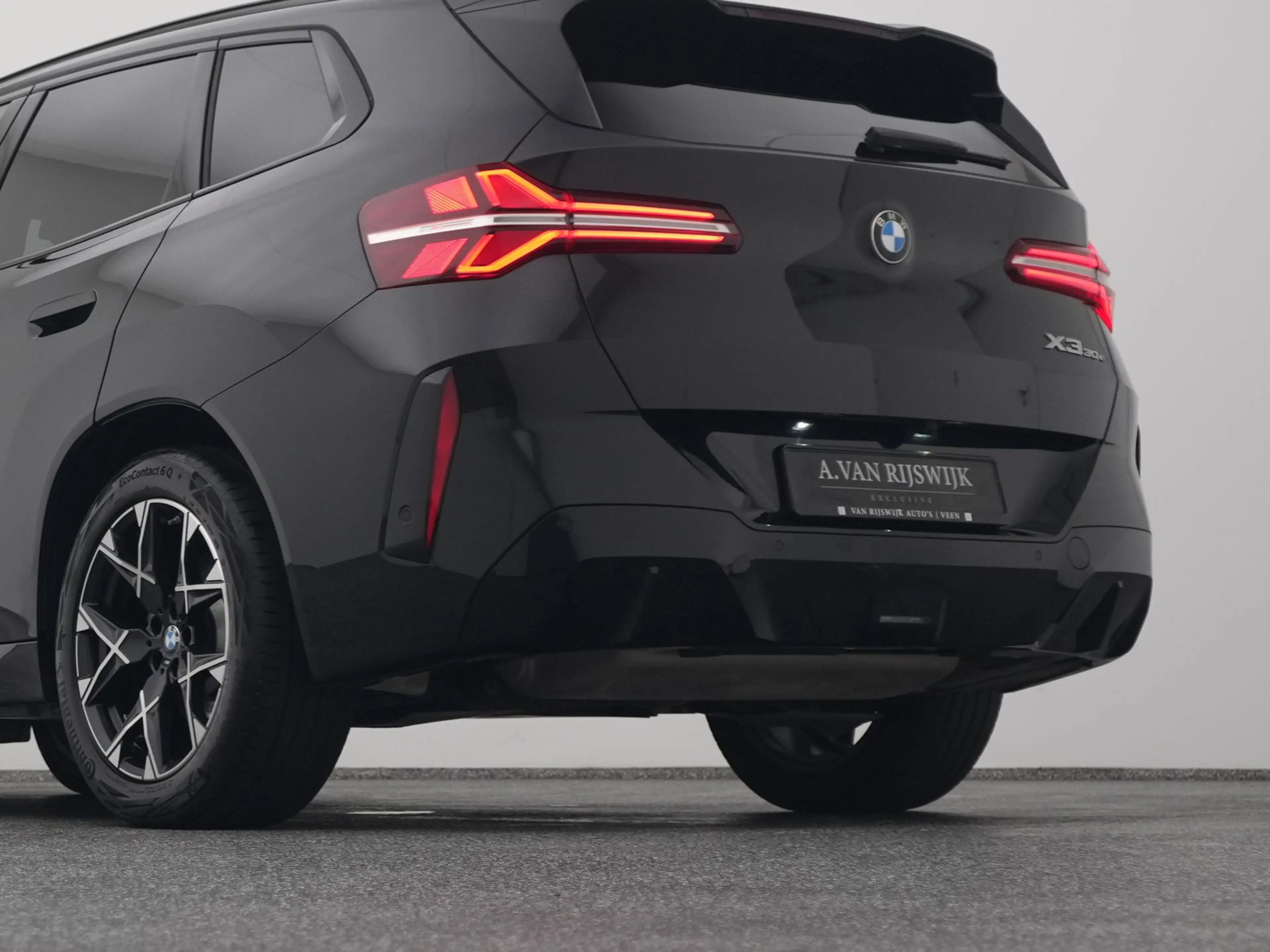 BMW X3 30e xDrive M-Sport | PANO | 360° | H&K | HUD | STO — photo 22