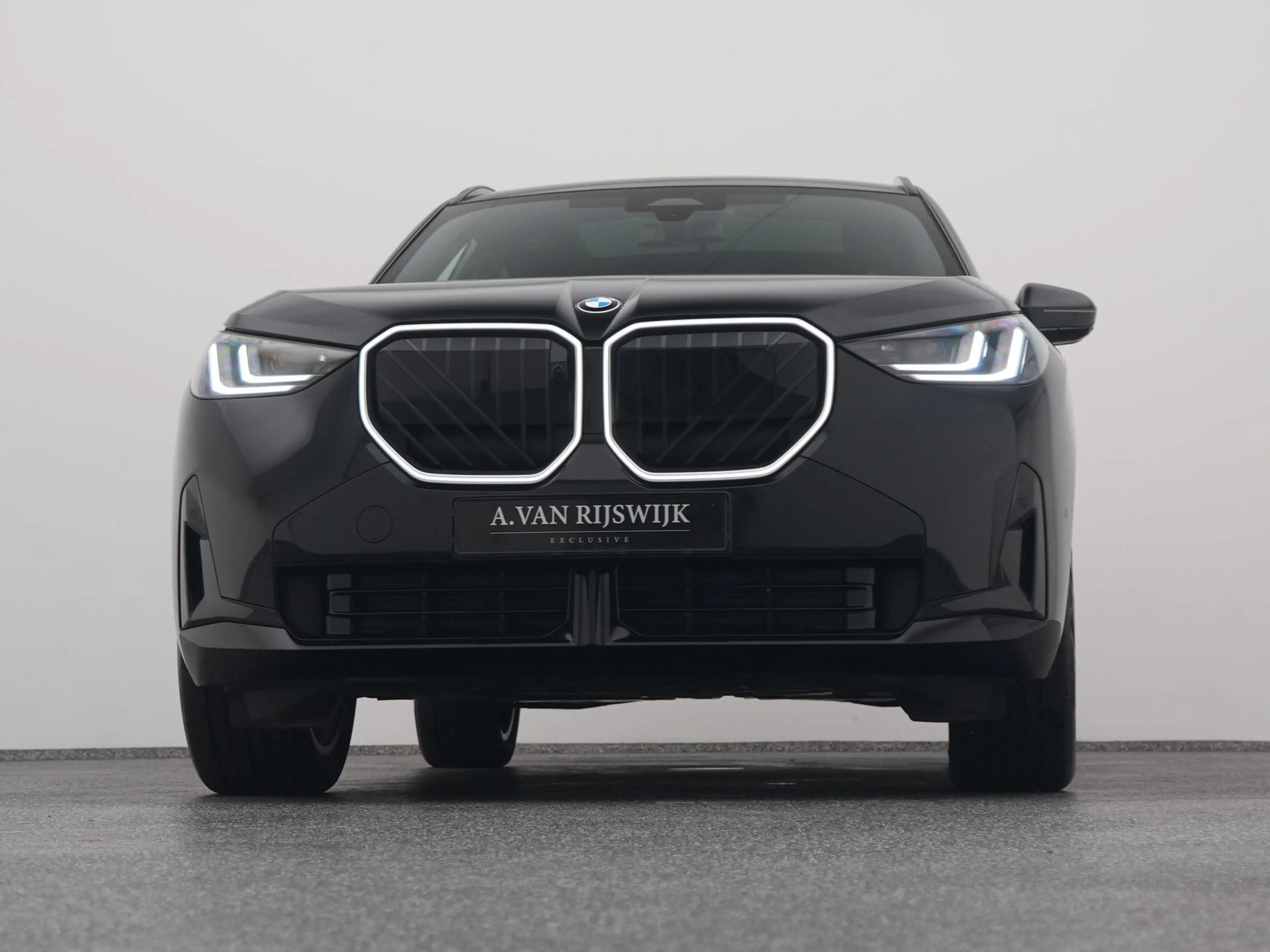 BMW X3 30e xDrive M-Sport | PANO | 360° | H&K | HUD | STO — photo 35