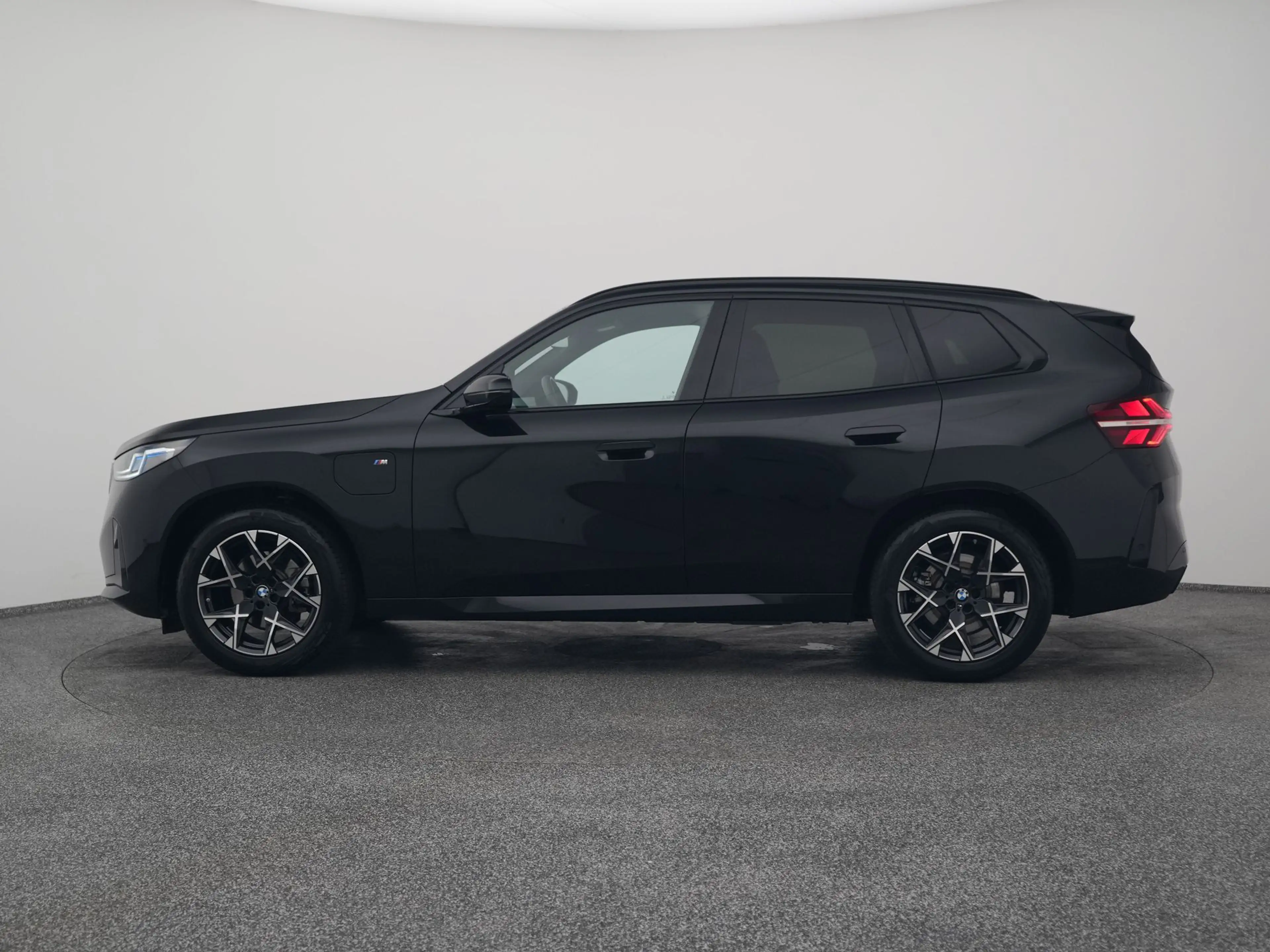 BMW X3 30e xDrive M-Sport | PANO | 360° | H&K | HUD | STO — photo 13