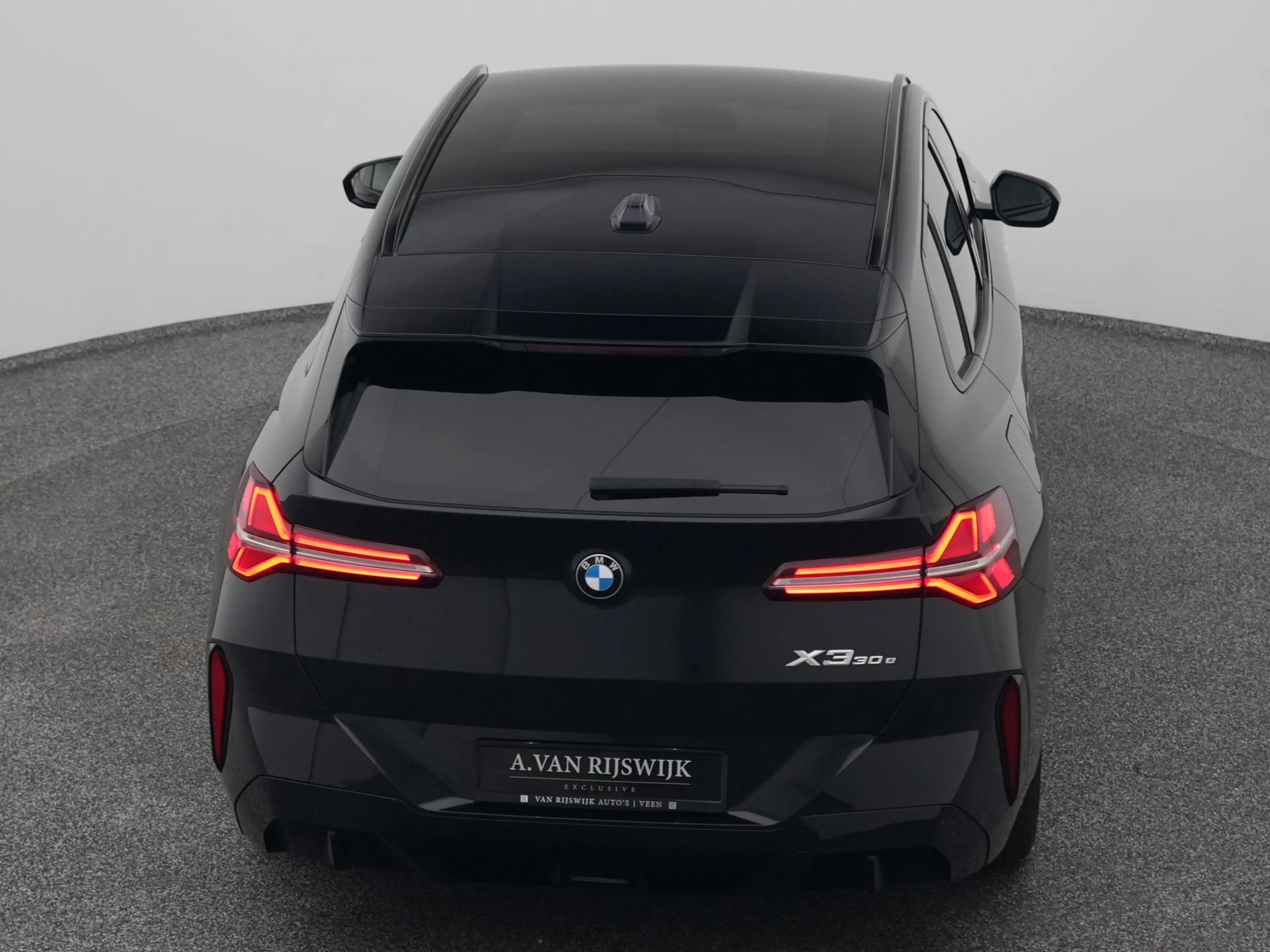 BMW X3 30e xDrive M-Sport | PANO | 360° | H&K | HUD | STO — photo 28