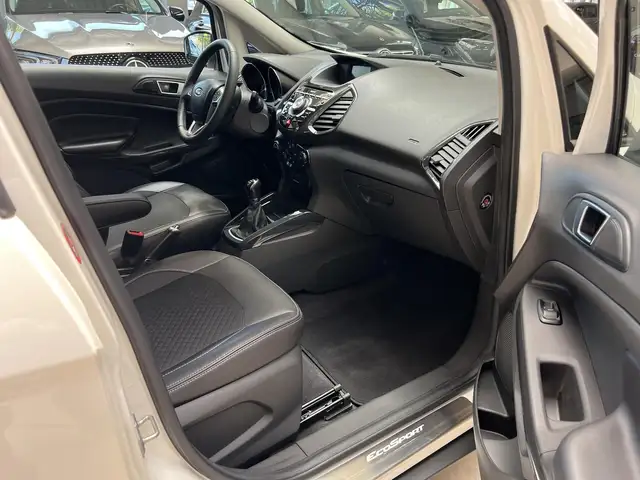 Ford Ecosport view 13