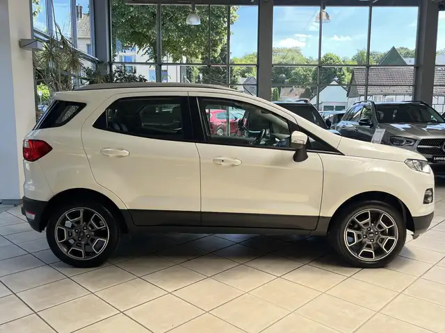 Ford Ecosport view 2