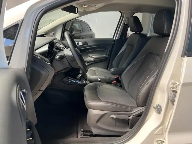 Ford Ecosport view 14