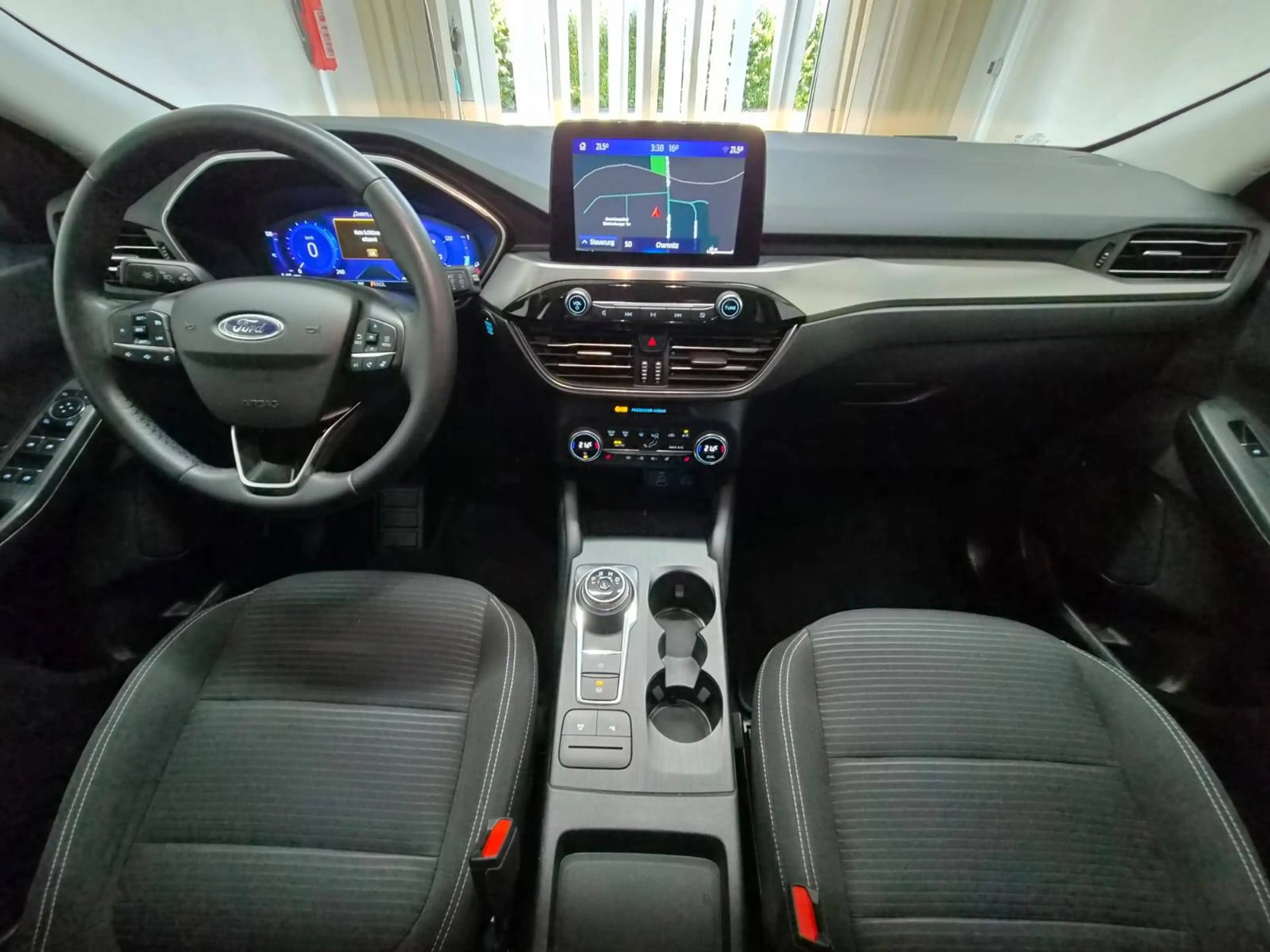 Ford Kuga 2.5 Hybrid Titanium LED Carplay Kamera 1.Hand — photo 7