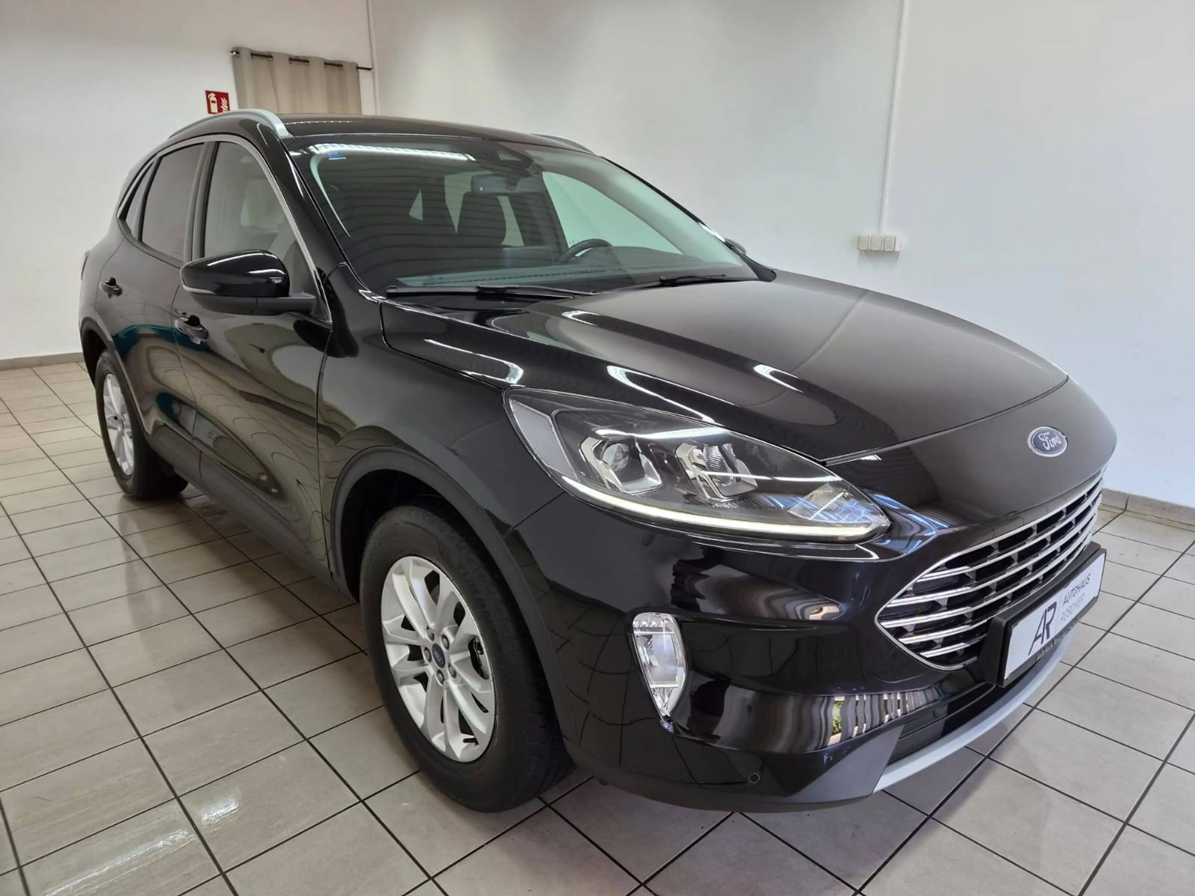 Ford Kuga 2.5 Hybrid Titanium LED Carplay Kamera 1.Hand — photo 13