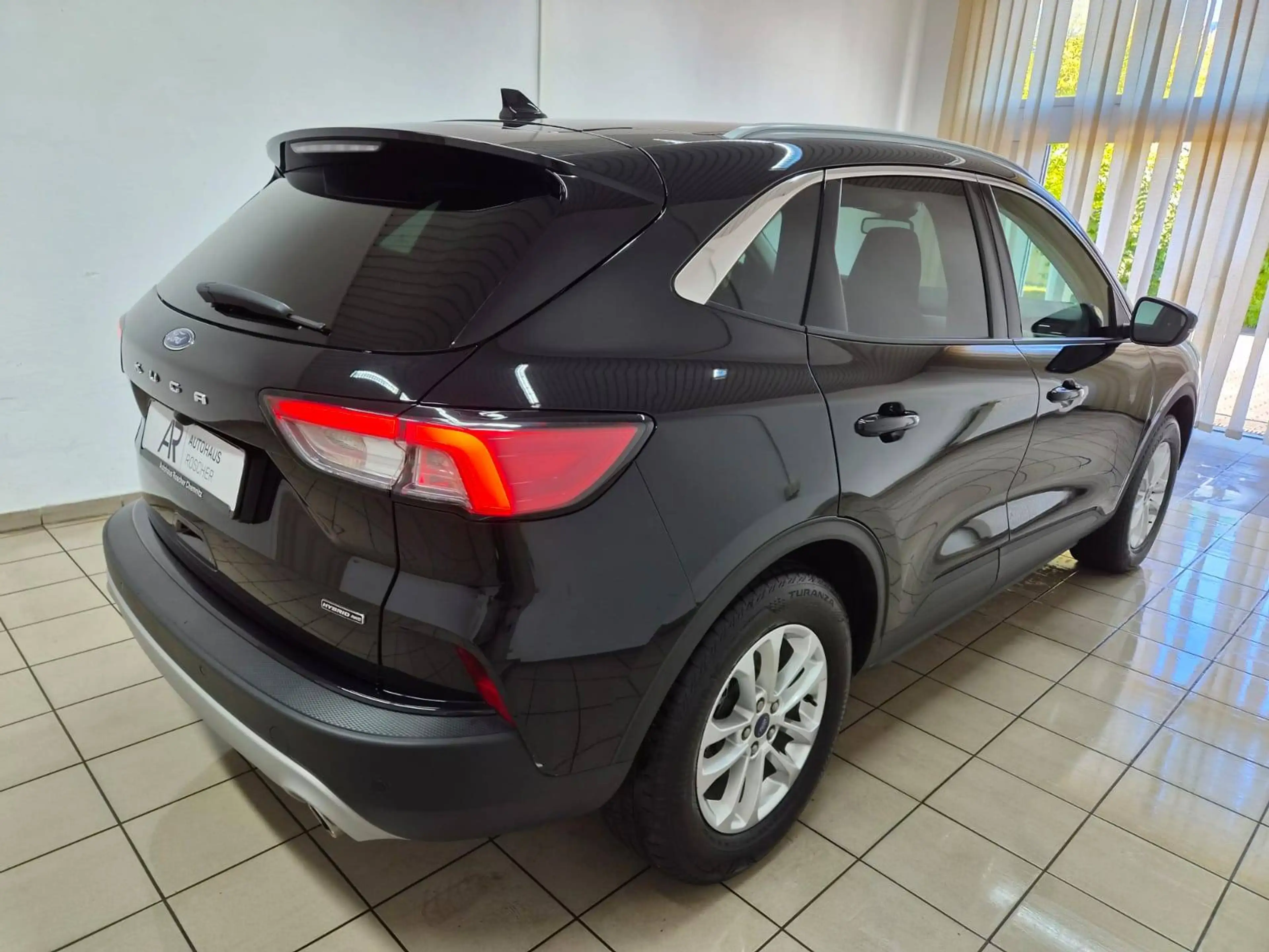 Ford Kuga 2.5 Hybrid Titanium LED Carplay Kamera 1.Hand