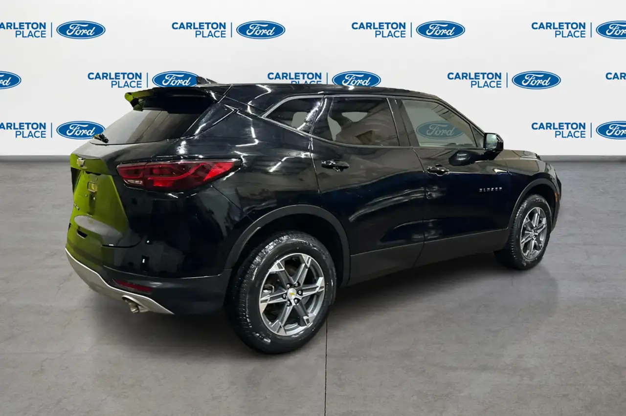 Chevrolet Blazer снимка Chevrolet Blazer