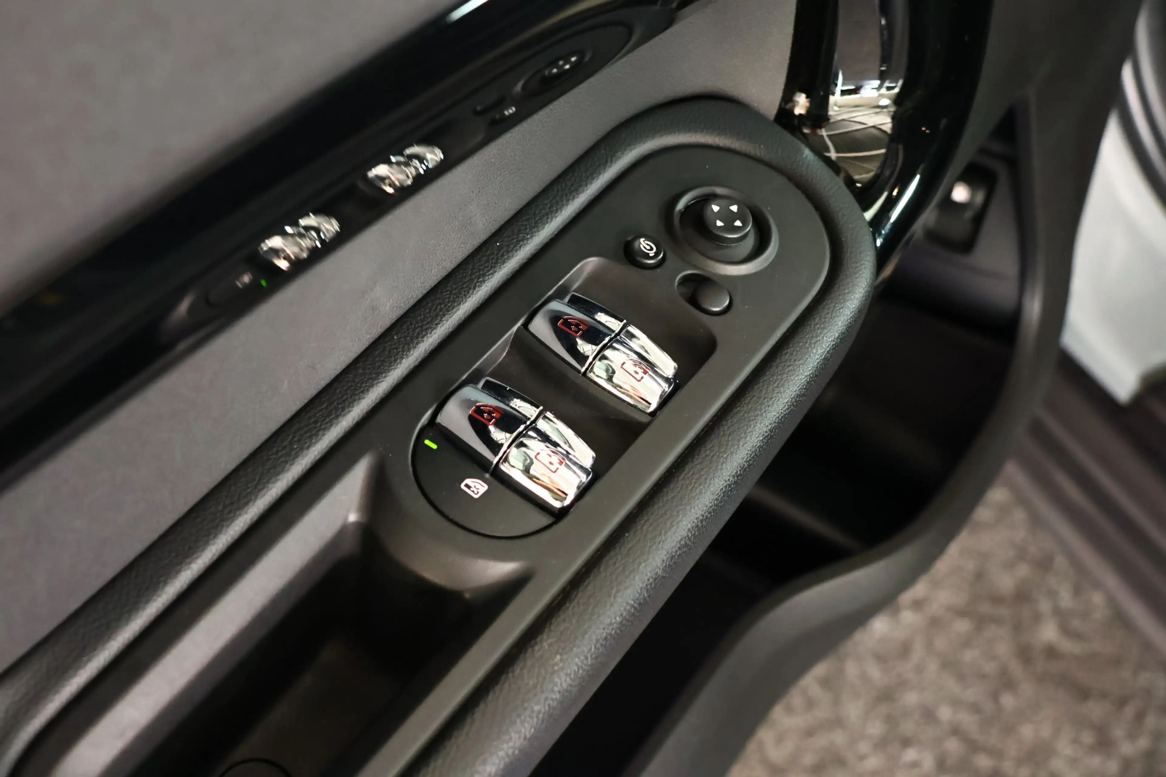 MINI Cooper SE Countryman 1.5 ALL4 / LED / Leder / CarPlay — photo 19