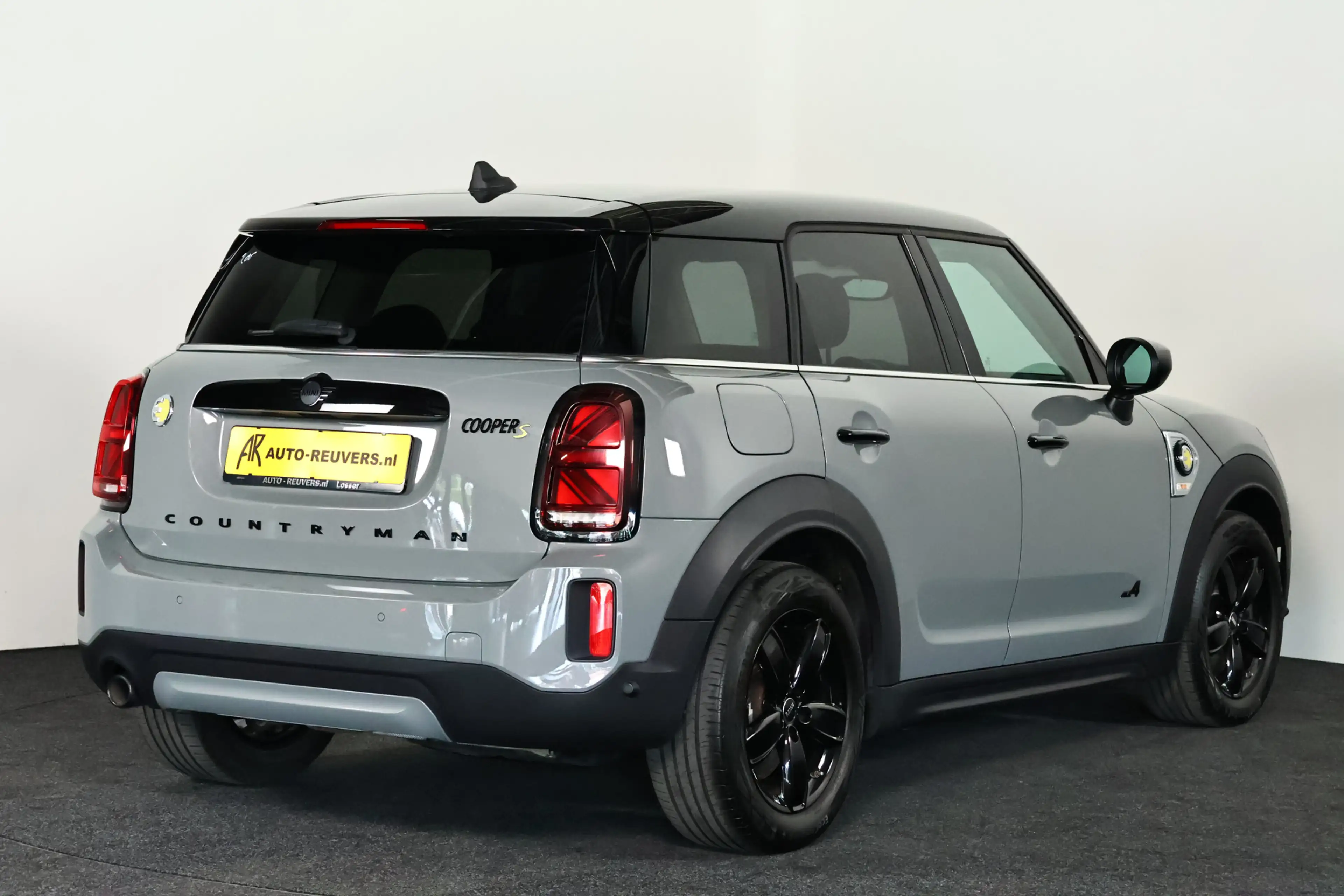 MINI Cooper SE Countryman 1.5 ALL4 / LED / Leder / CarPlay — photo 2