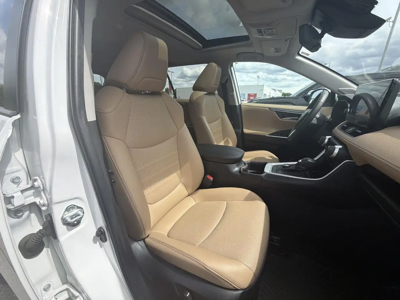 Toyota RAV 4 photo Toyota RAV 4