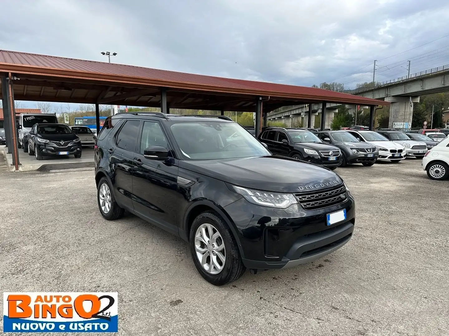Land Rover Discovery Discovery 2.0 sd4 HSE 240cv auto my19 Schwarz - 2