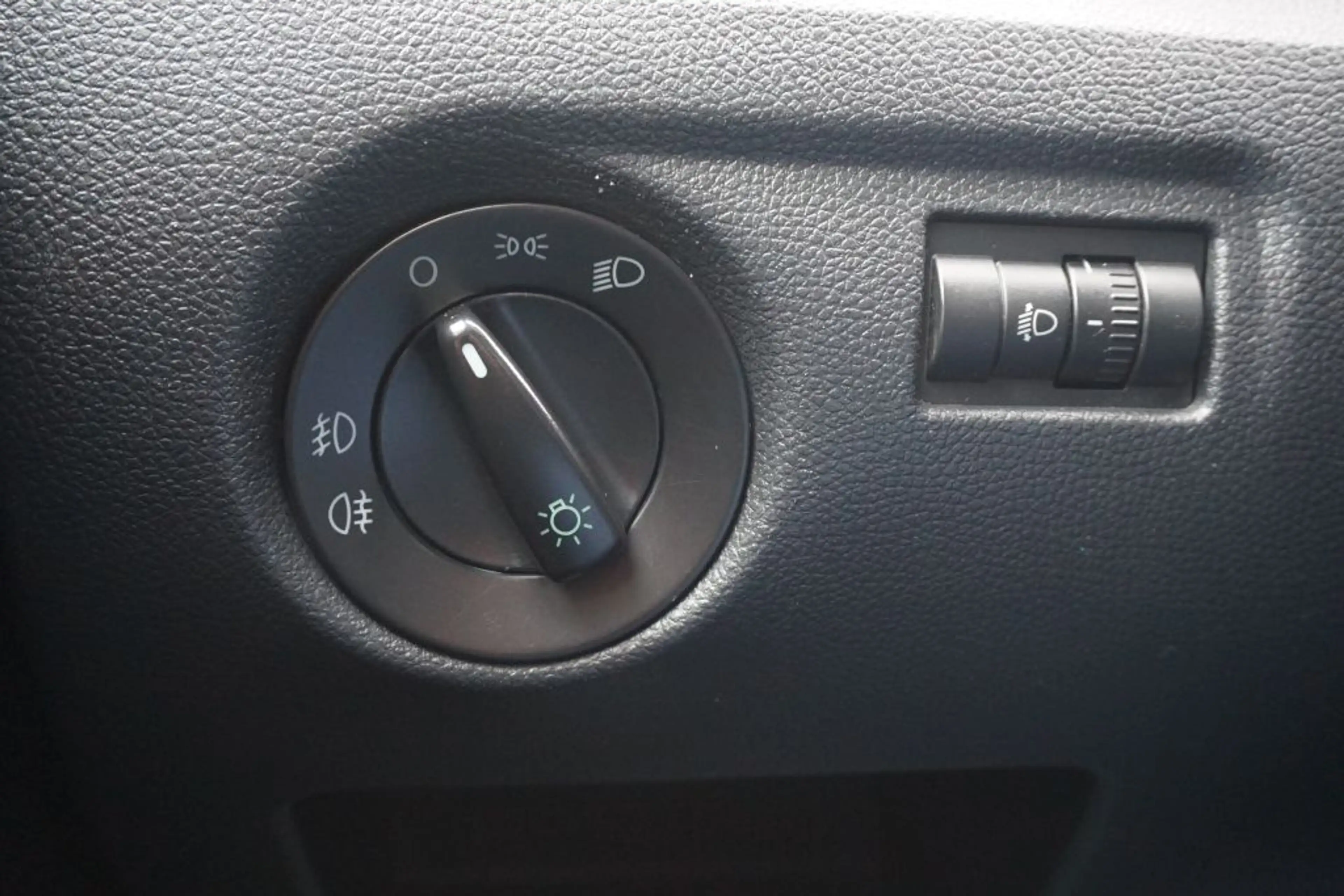 Skoda Roomster 1.2 TSI Ambition — photo 13