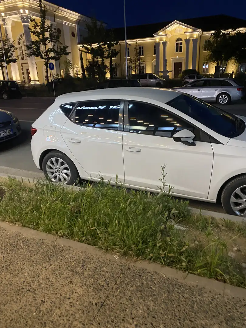 SEAT Leon 5p 1.6 tdi cr Business (navi) s&s 110cv dsg - 2