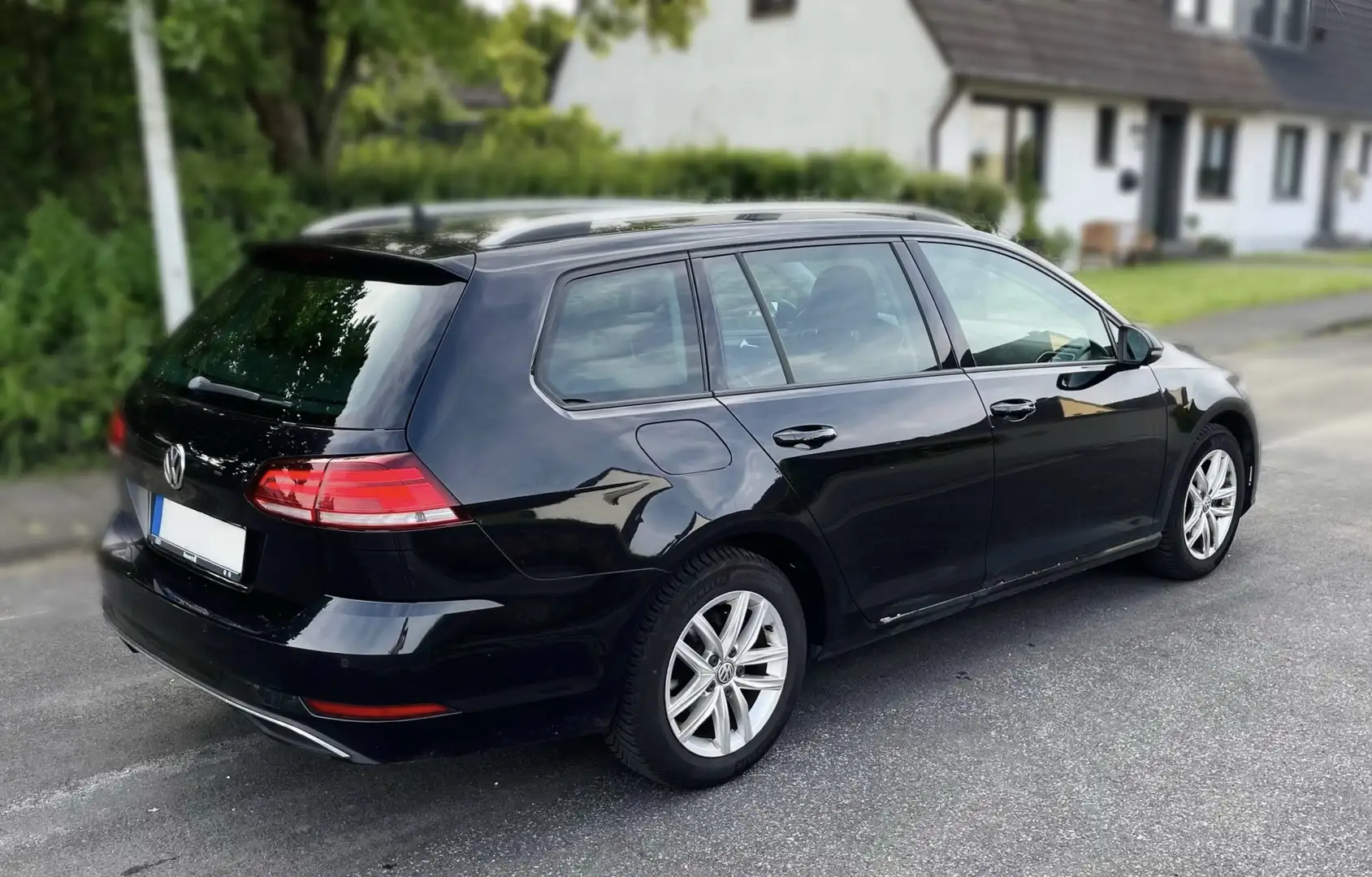 Volkswagen Golf Variant Comfortline BMT/Start-Stopp Schwarz - 1
