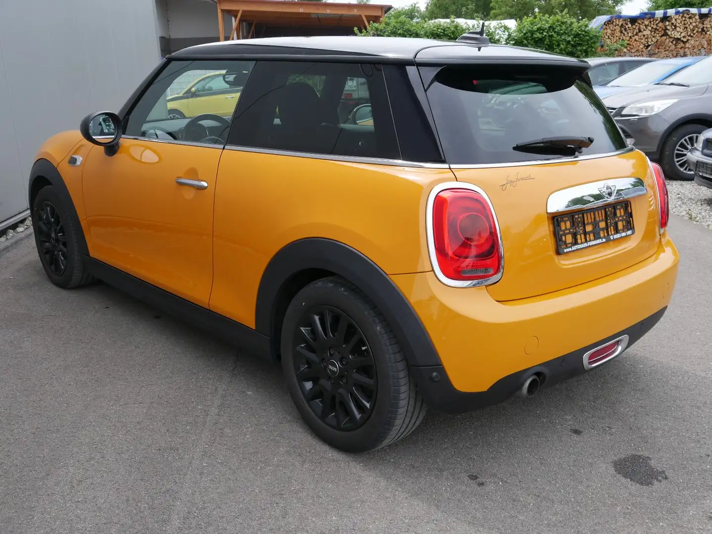 MINI Cooper 3-trg. 1.5 NAVI/LED/JCW-INT/PDC Orange - 2