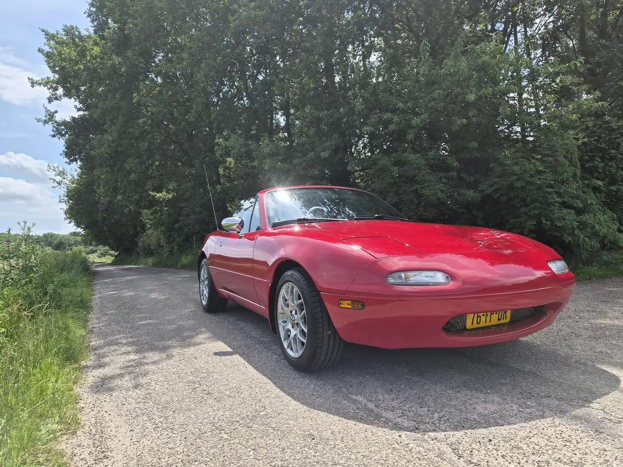Mazda MX-5 1.6i-16V, foto 3