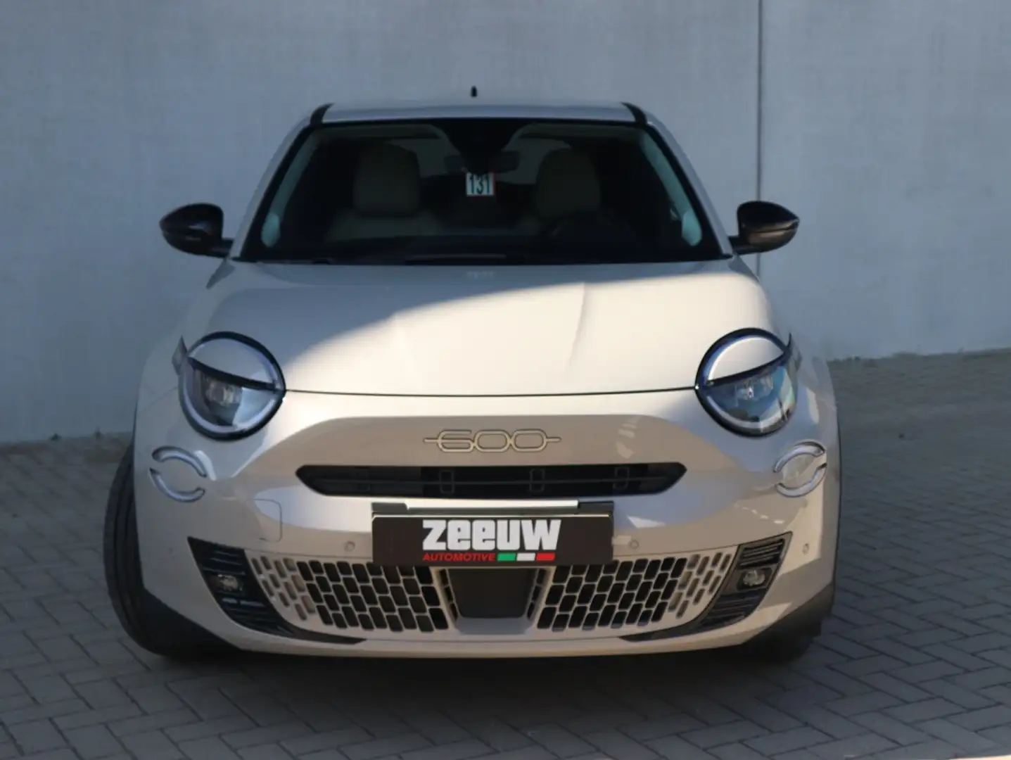 Fiat 600 600e La Prima 54 kWh | Navi | Camera | Carplay | 1 Grijs - 2