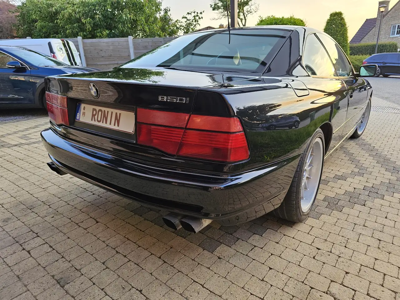 BMW 850i V12 oldtimer zwart, foto 6