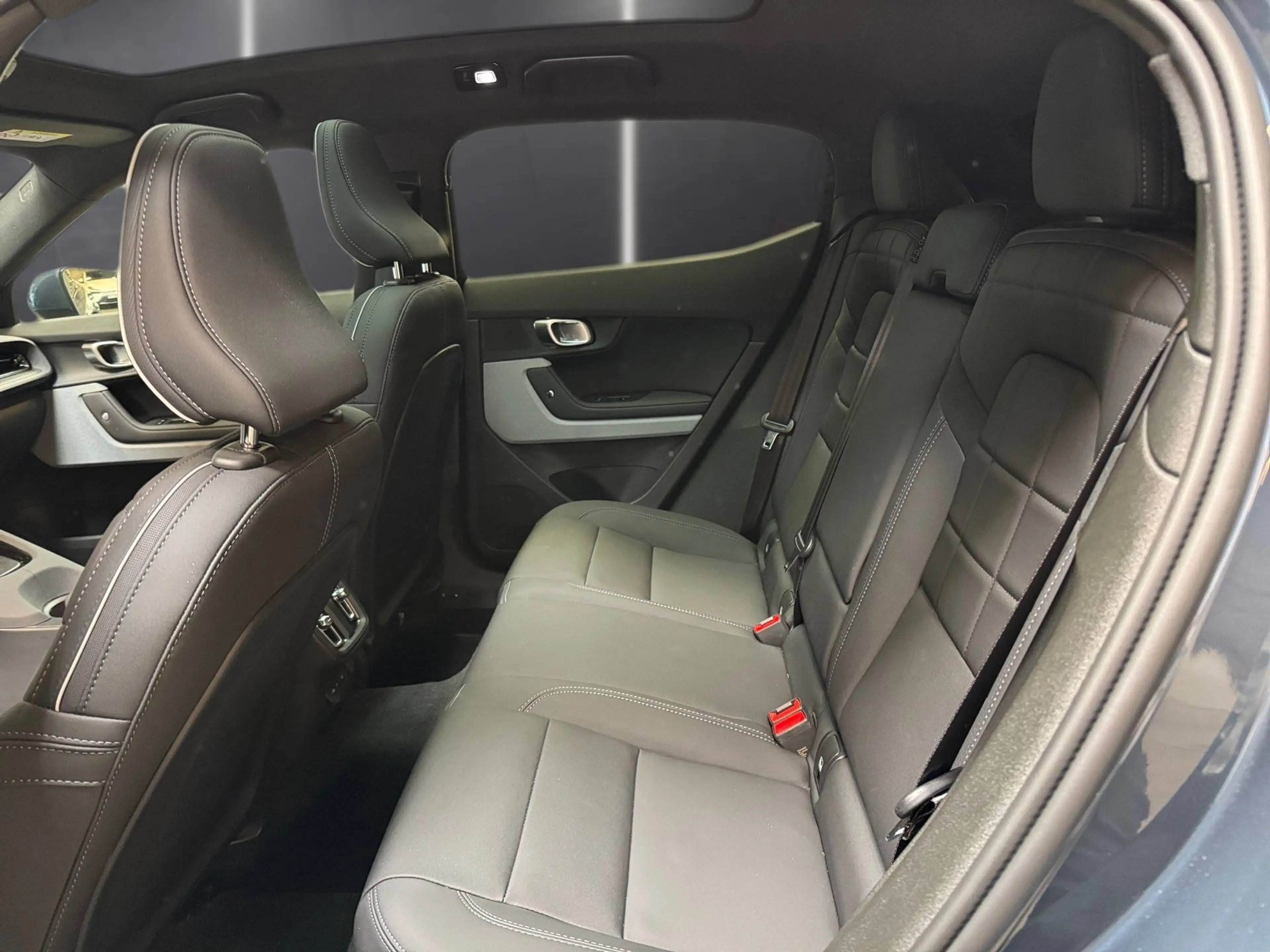 Polestar 2 Polestar 2 82 kW Long Range Single Motor Prime — photo 8