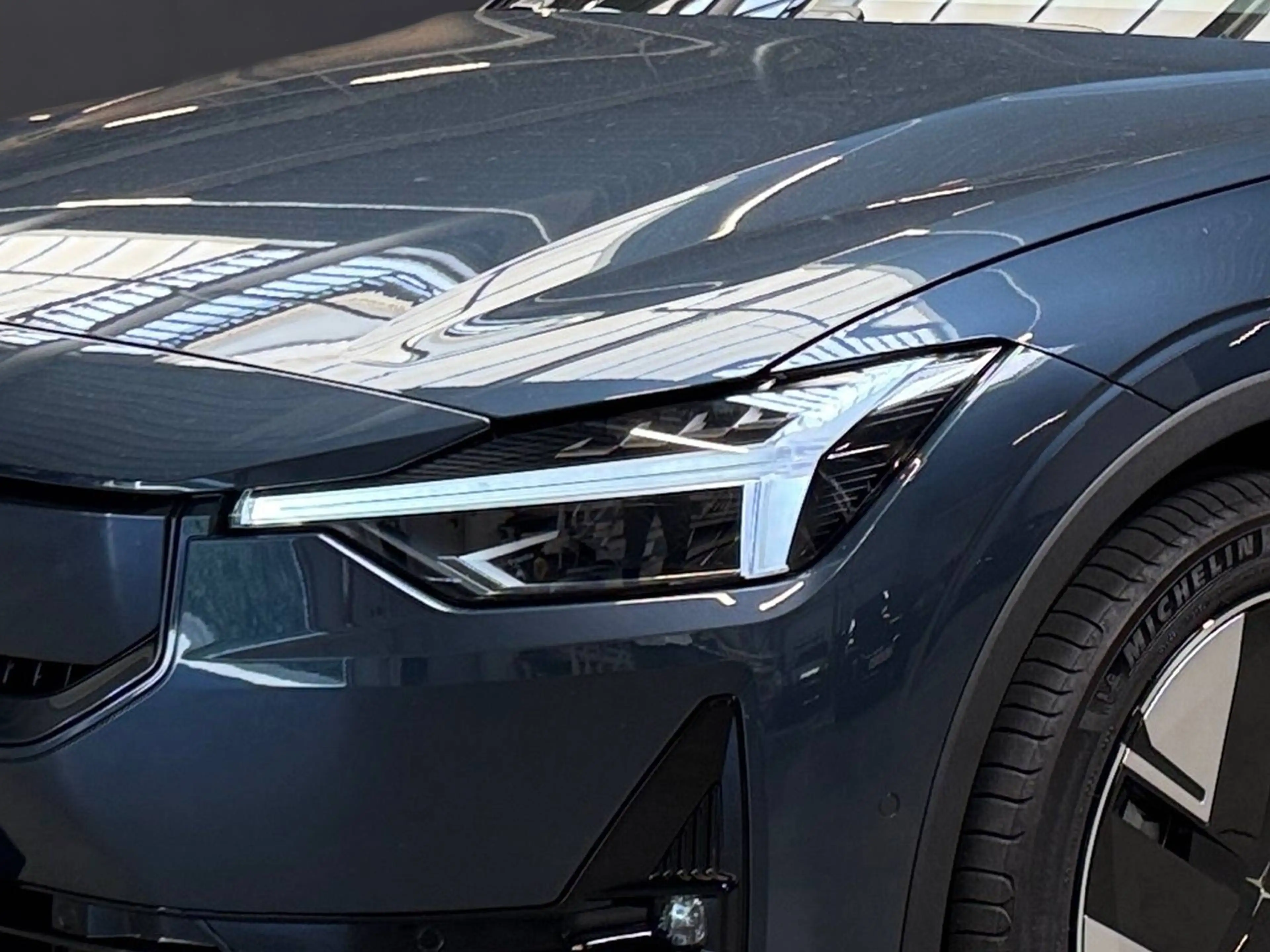 Polestar 2 Polestar 2 82 kW Long Range Single Motor Prime — photo 2