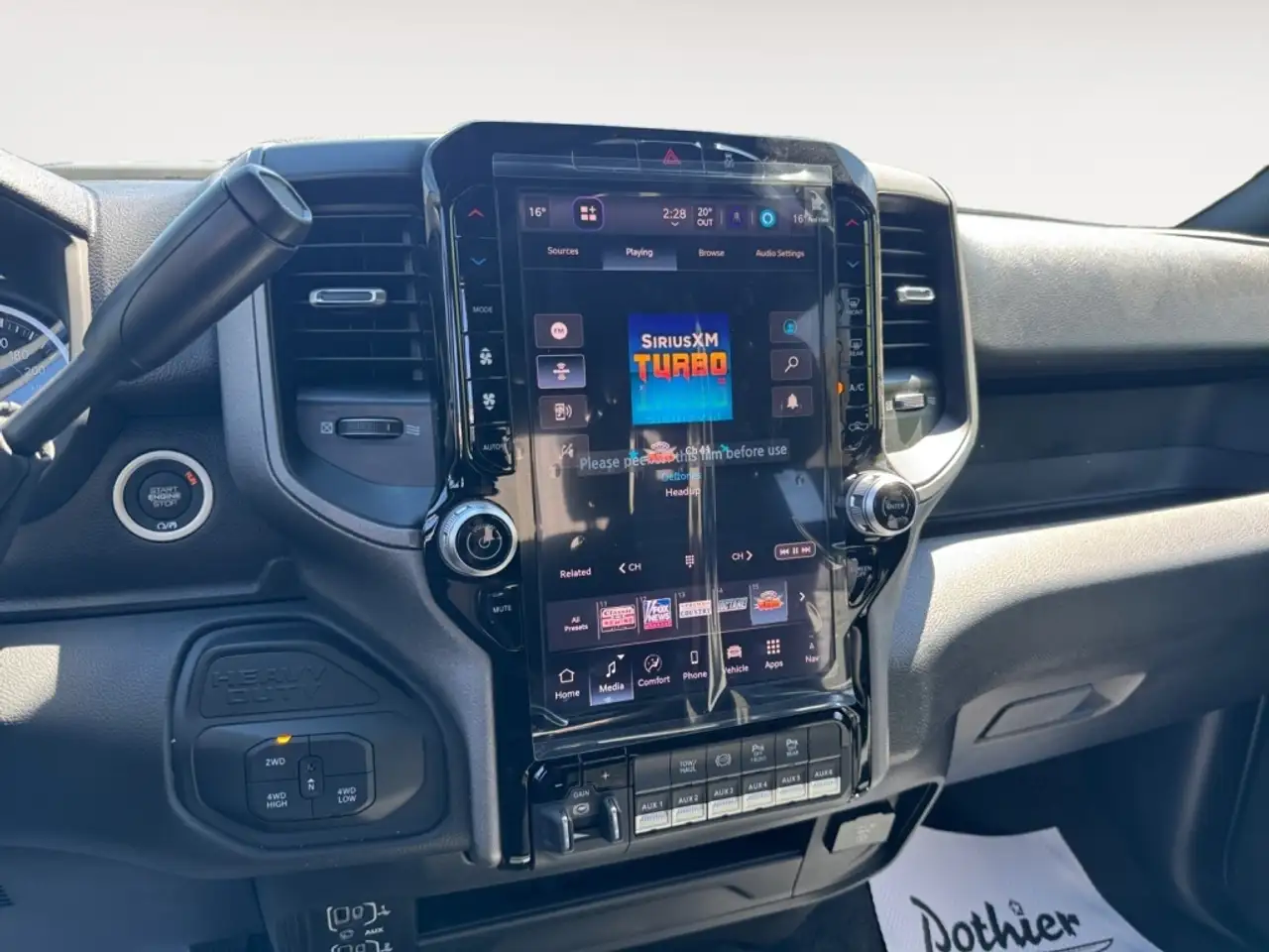 RAM 2500 снимка RAM 2500