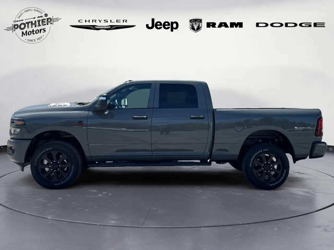 RAM 2500 снимка RAM 2500