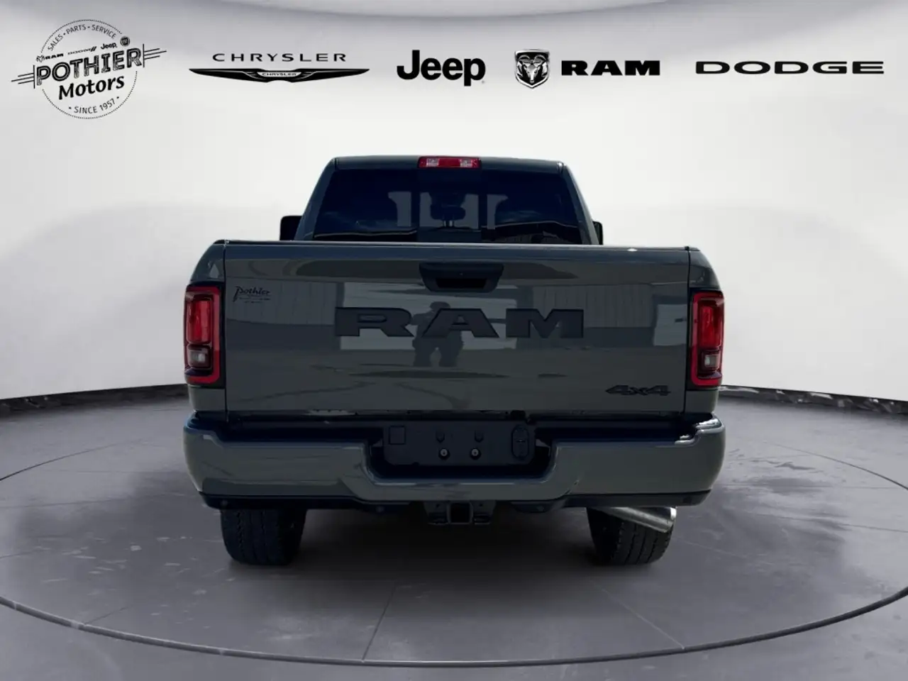 RAM 2500 снимка RAM 2500
