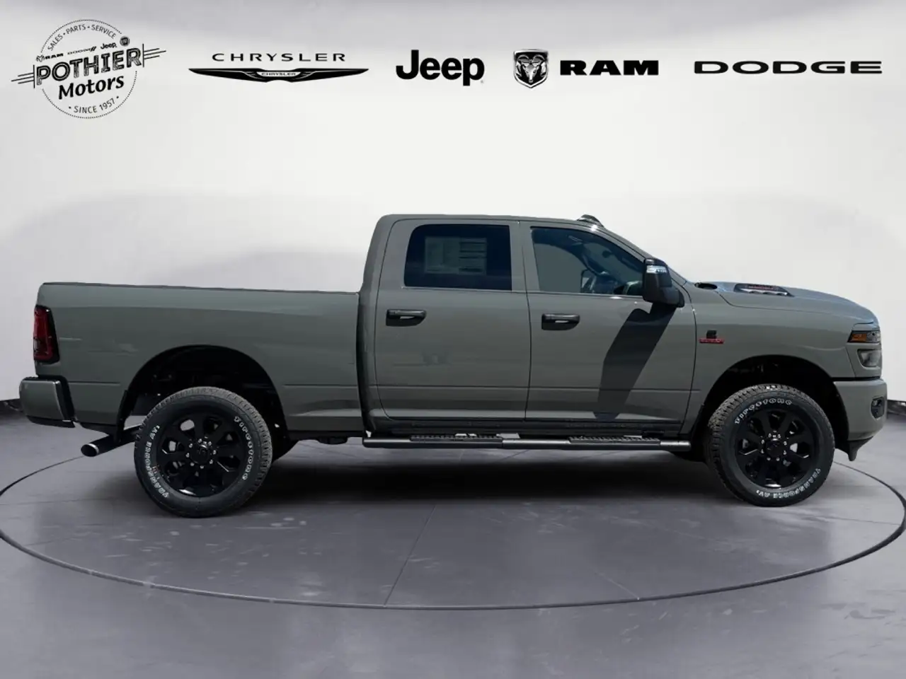 RAM 2500 снимка RAM 2500