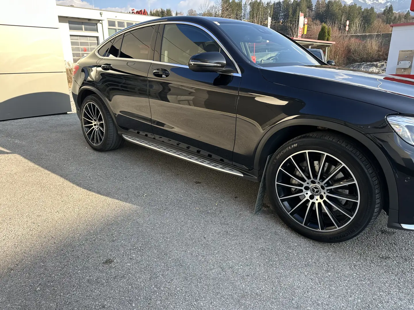 Mercedes-Benz GLC 250 d Coupé 4MATIC Aut. - 2